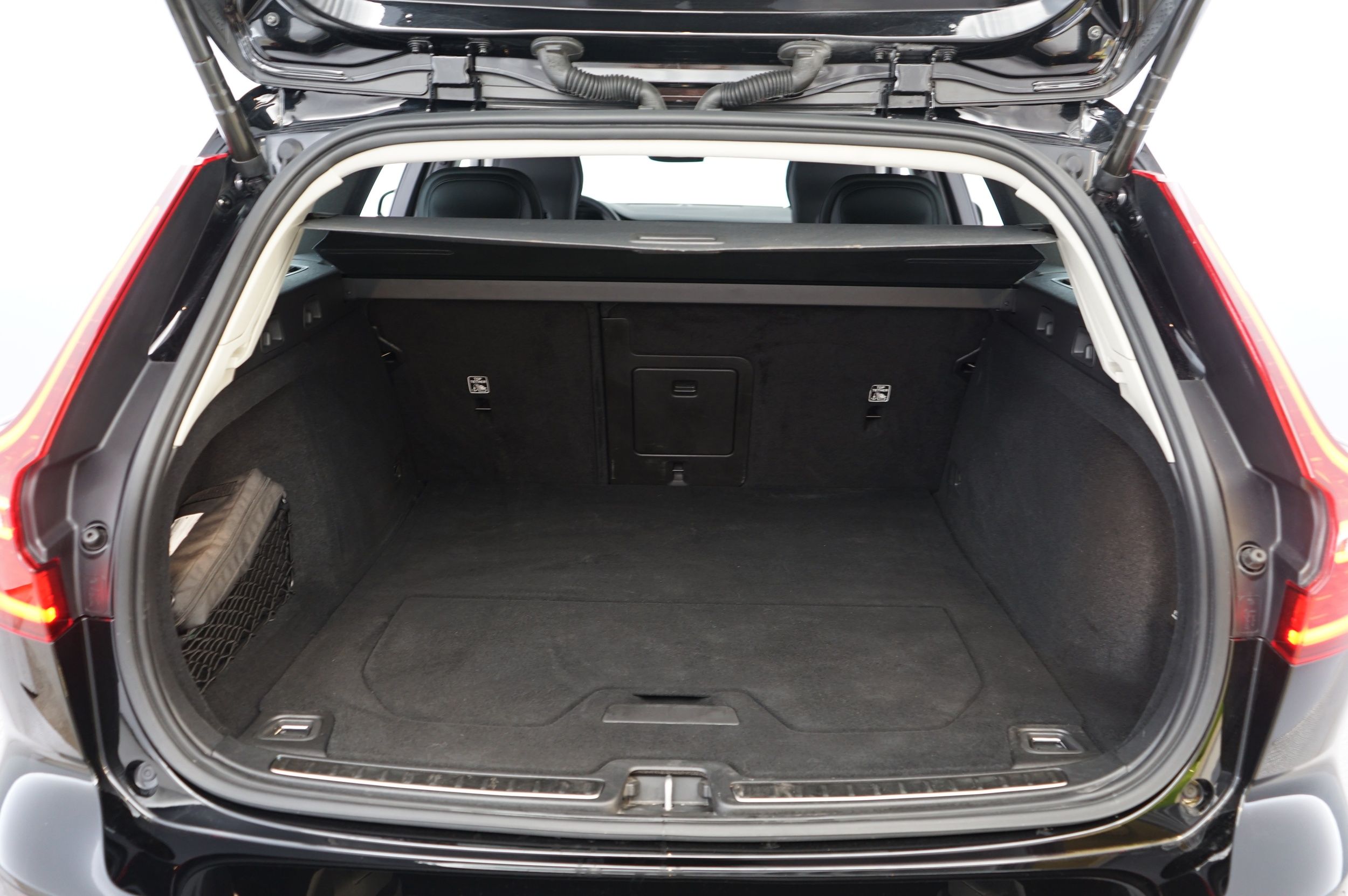 Volvo V60 Cross Country 2022