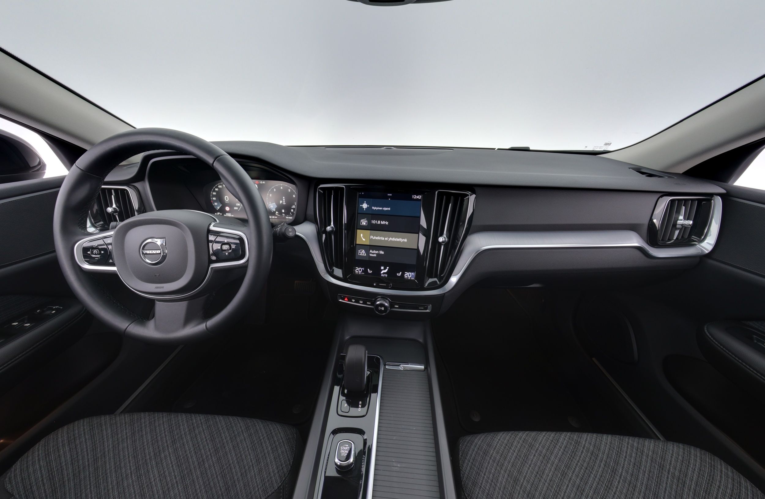 Volvo V60 Cross Country 2022