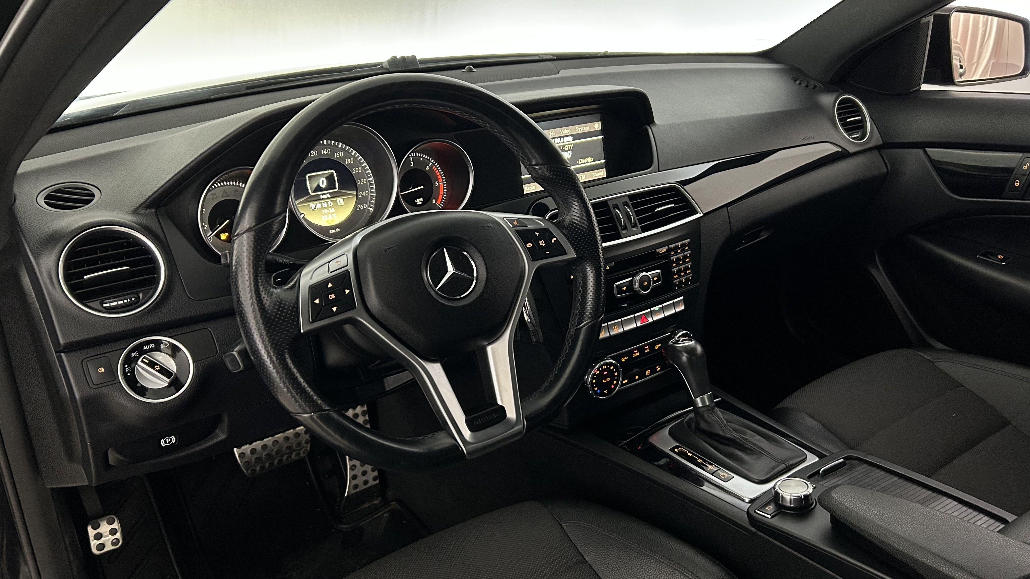 Mercedes-Benz C 2012