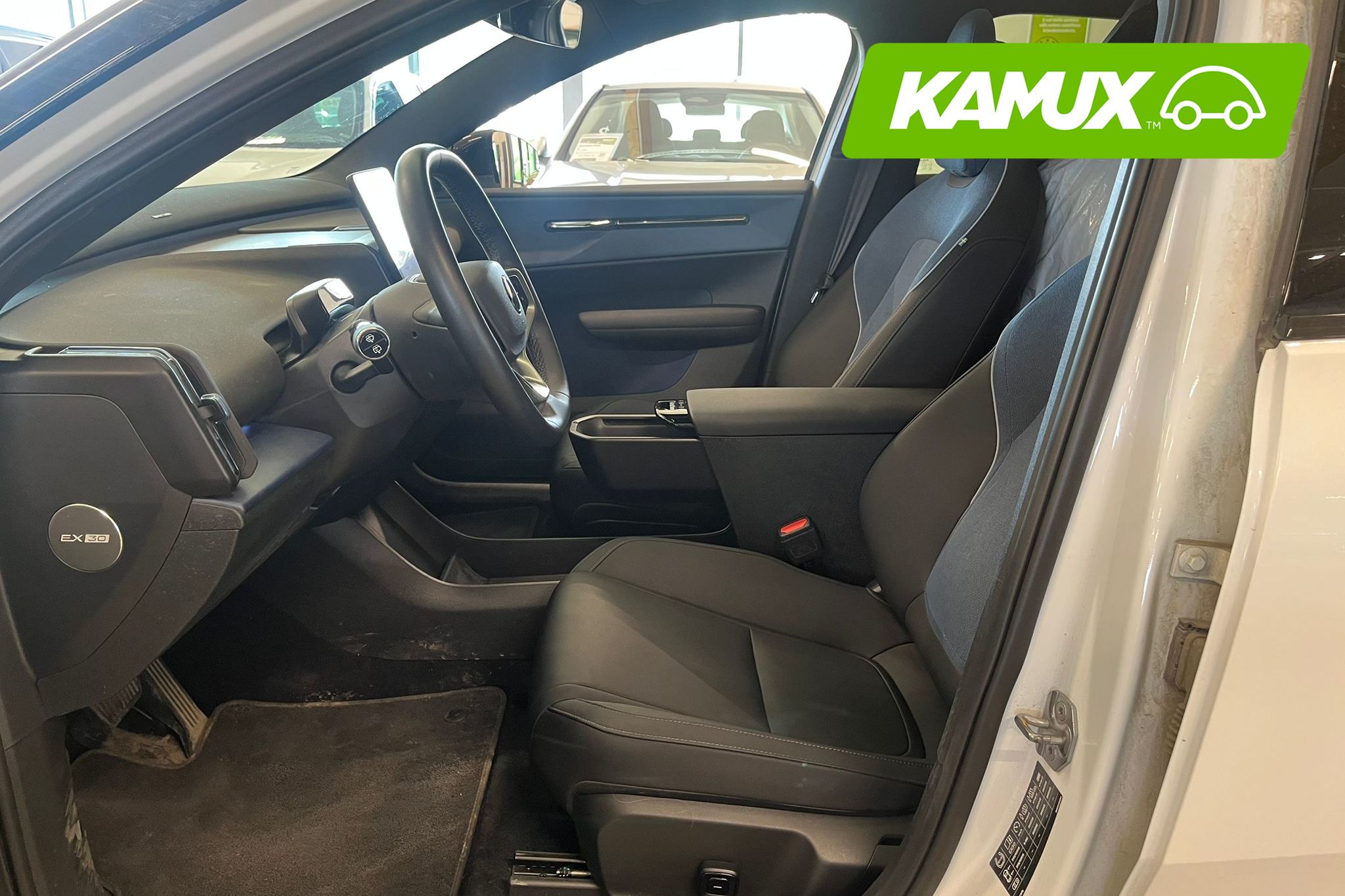 Volvo EX30 2024