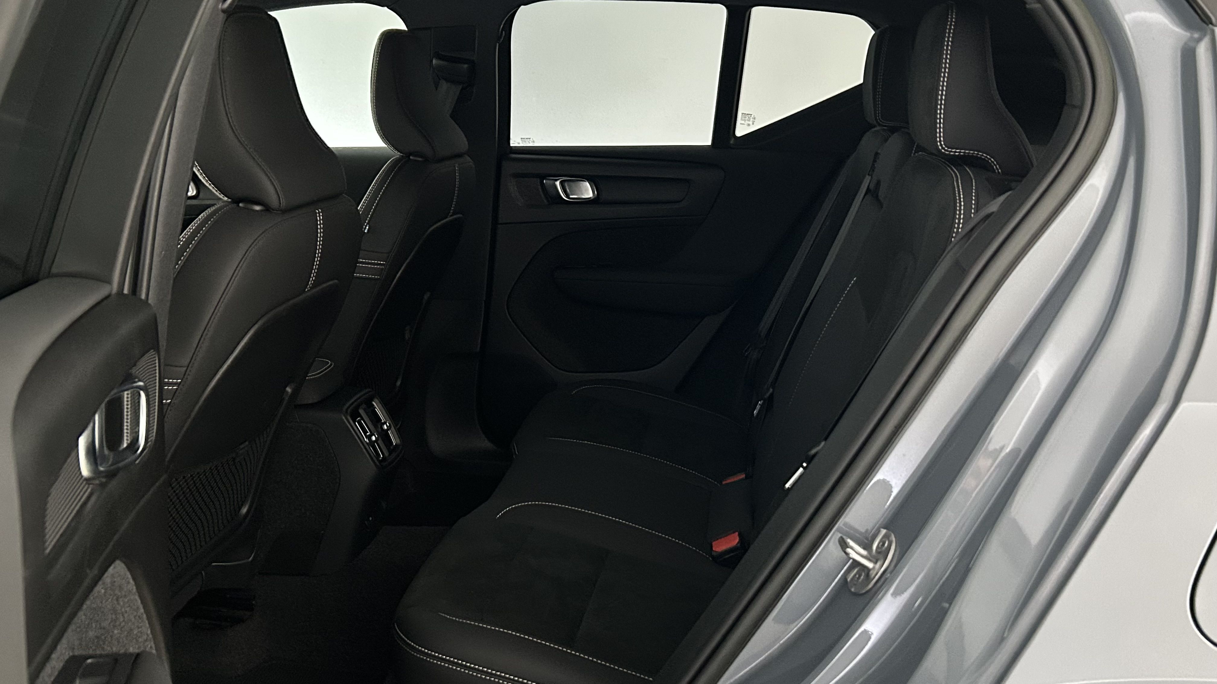 Volvo XC40 2023