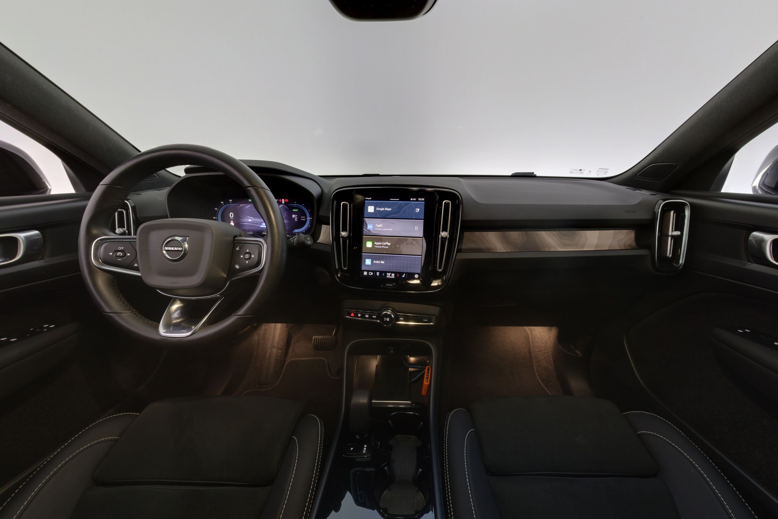 Volvo XC40 2023