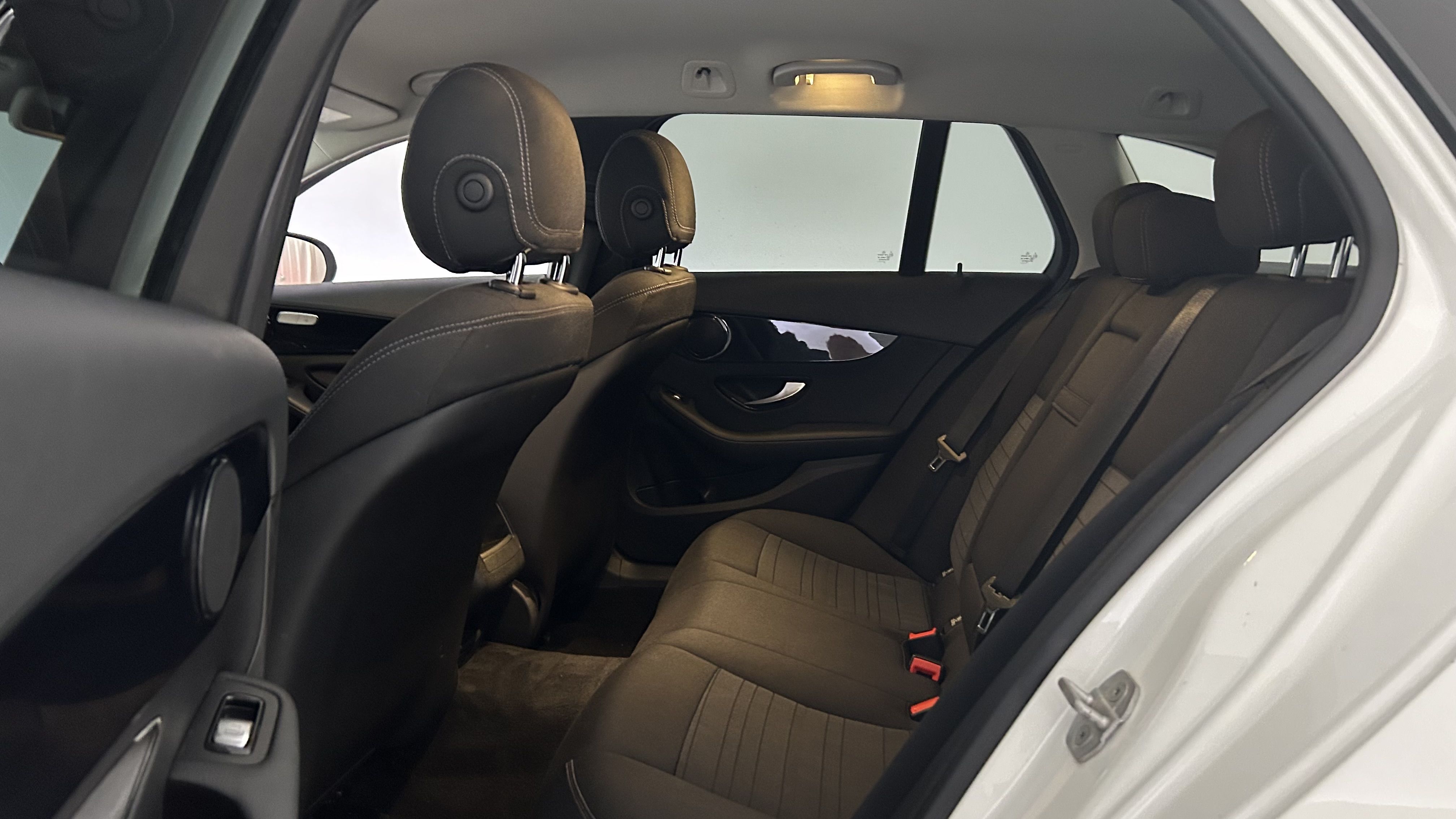 Mercedes-Benz C 2016