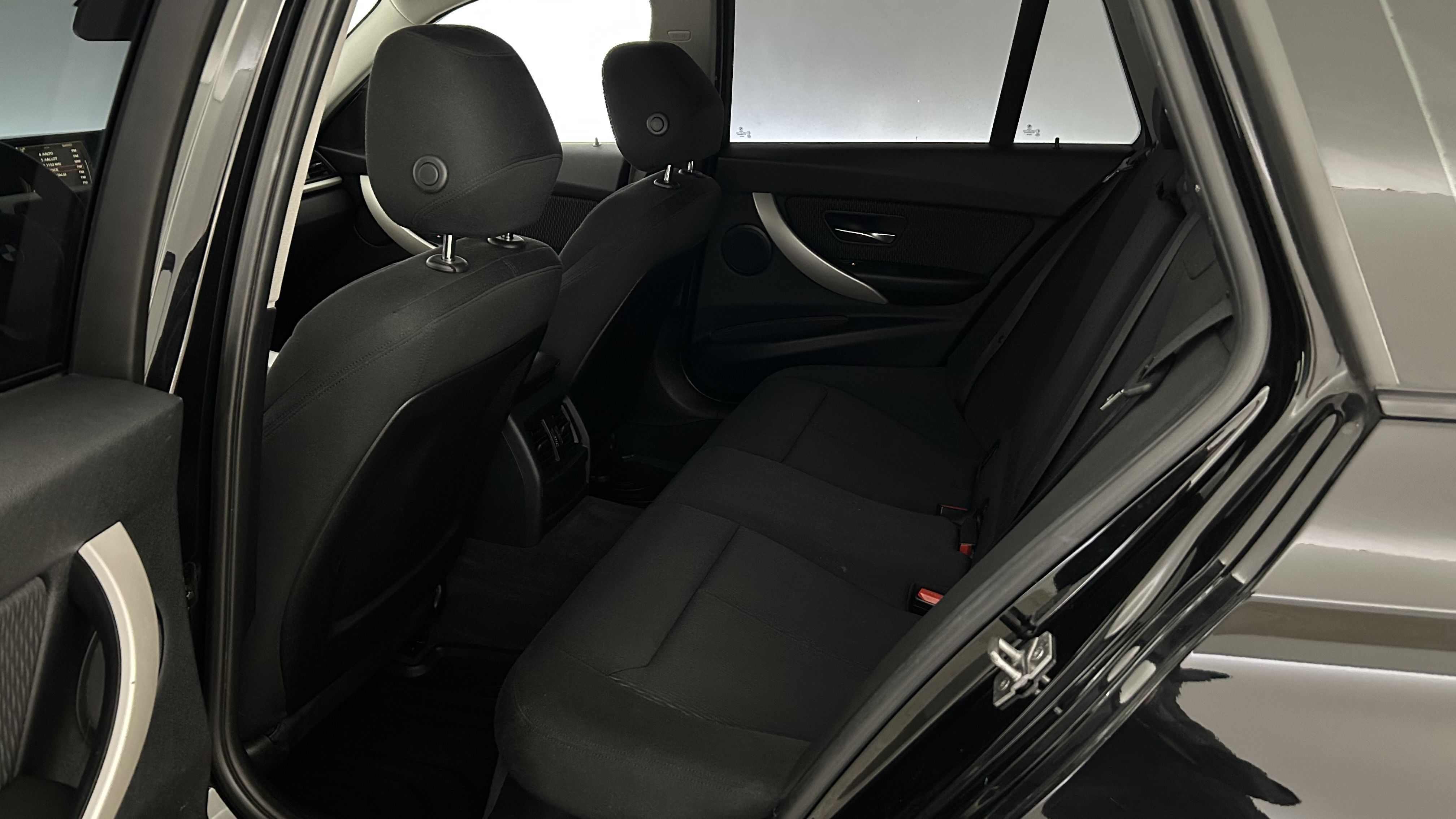 BMW 320 2014