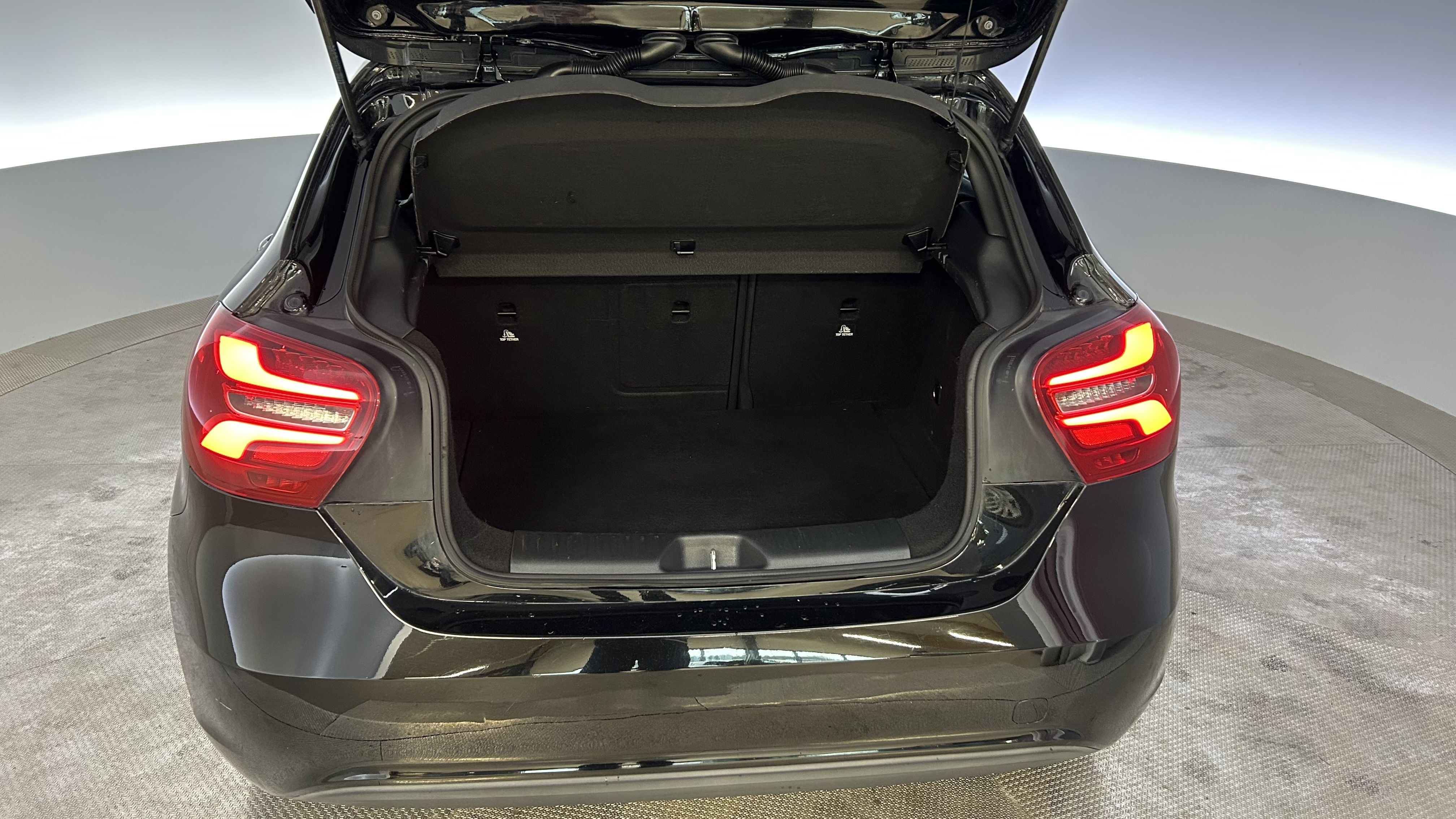 Mercedes-Benz A 2016