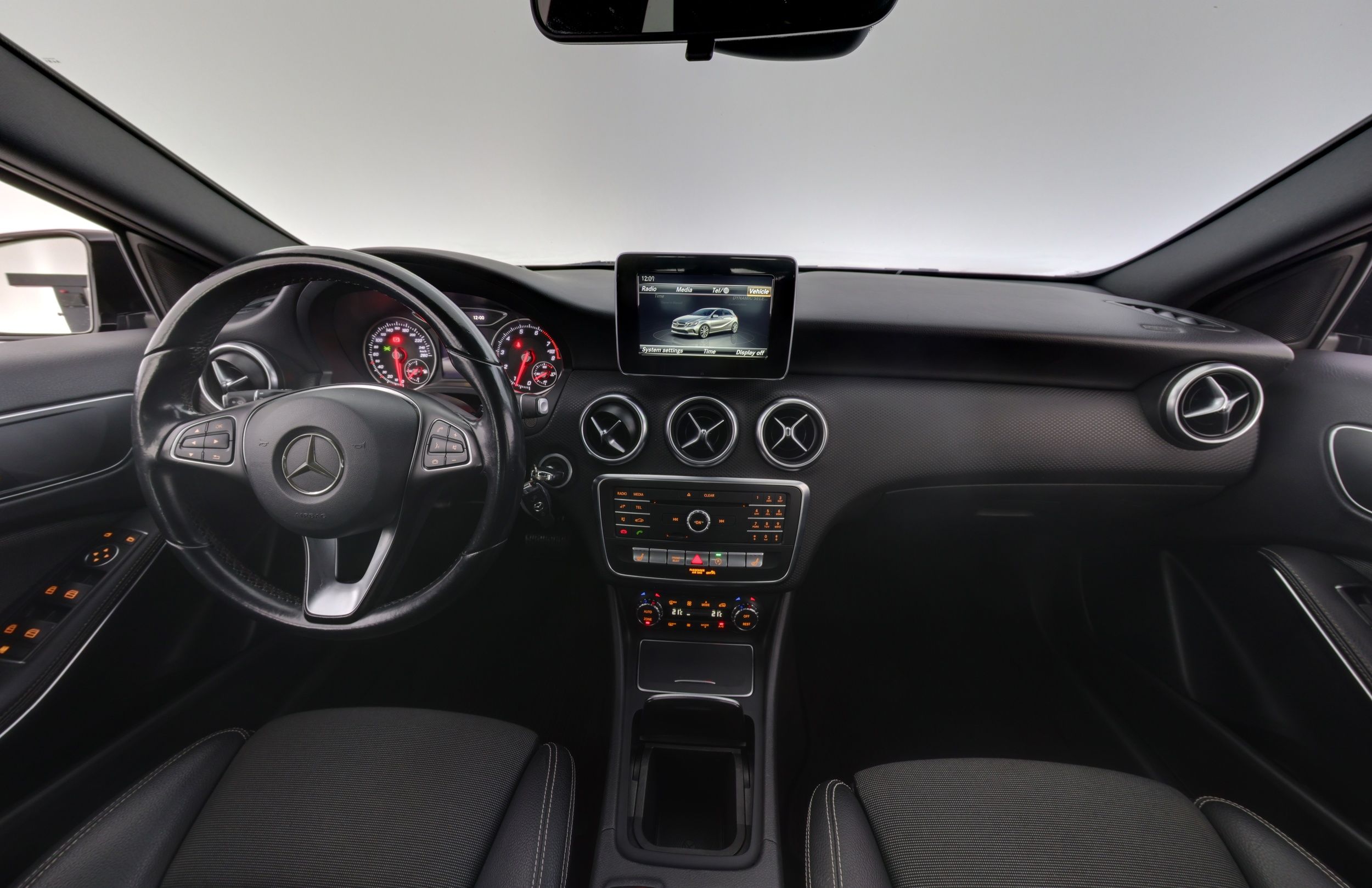 Mercedes-Benz A 2016