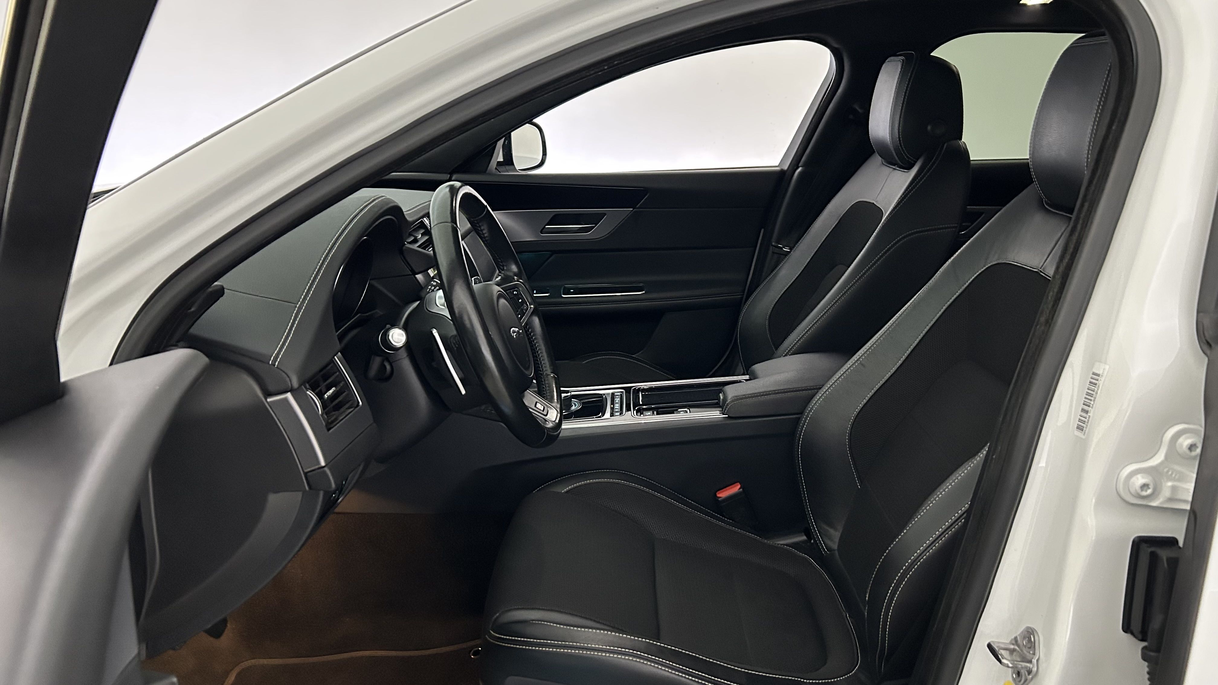 Jaguar XF 2019