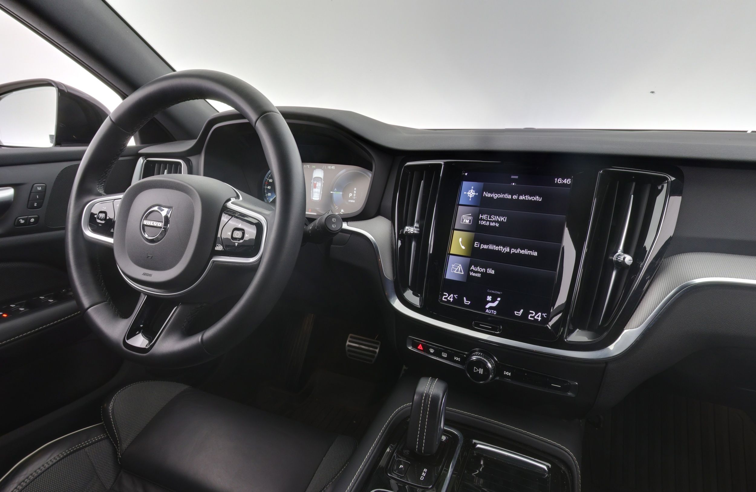 Volvo V60 2022