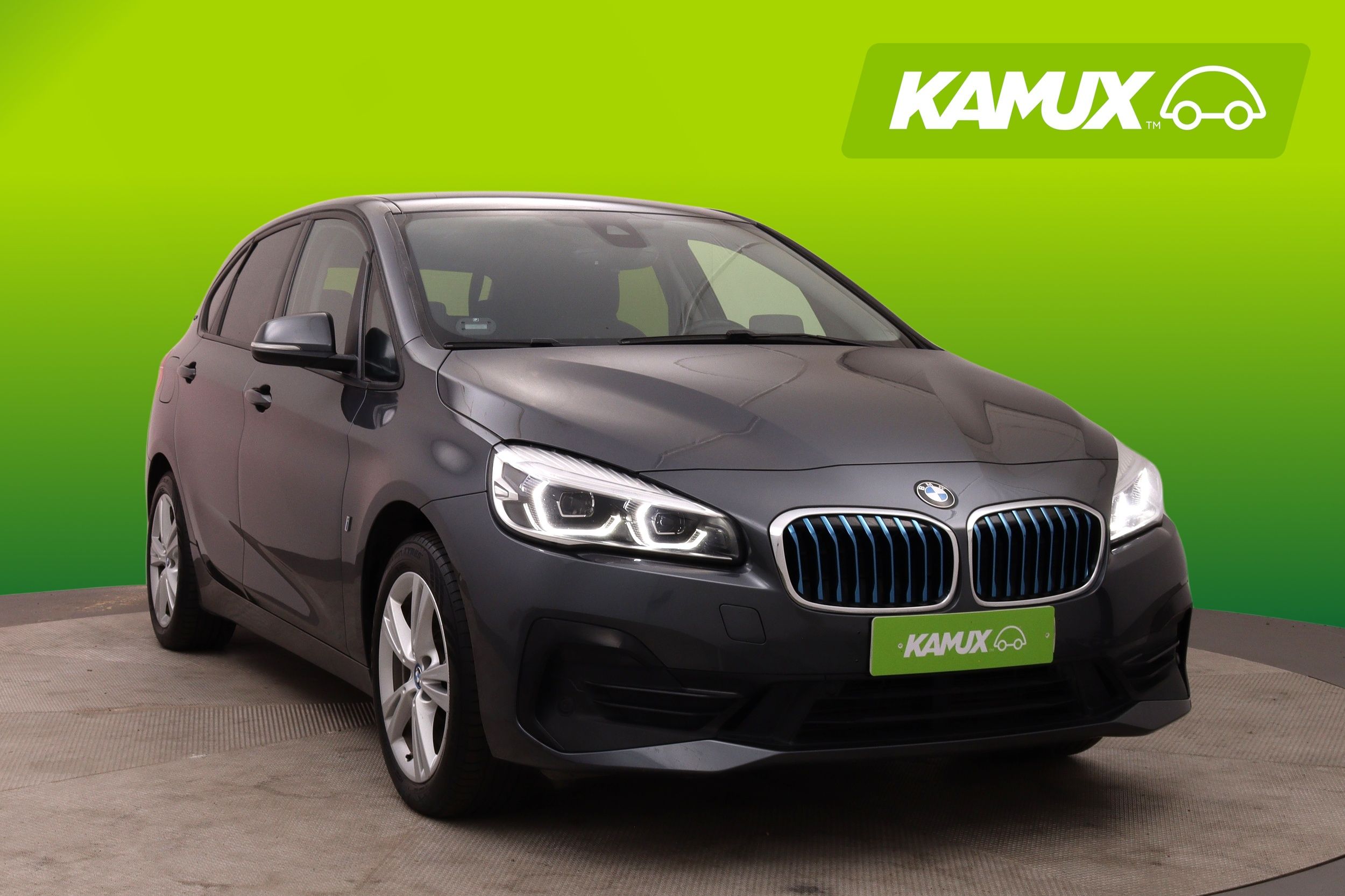 BMW 225 2019