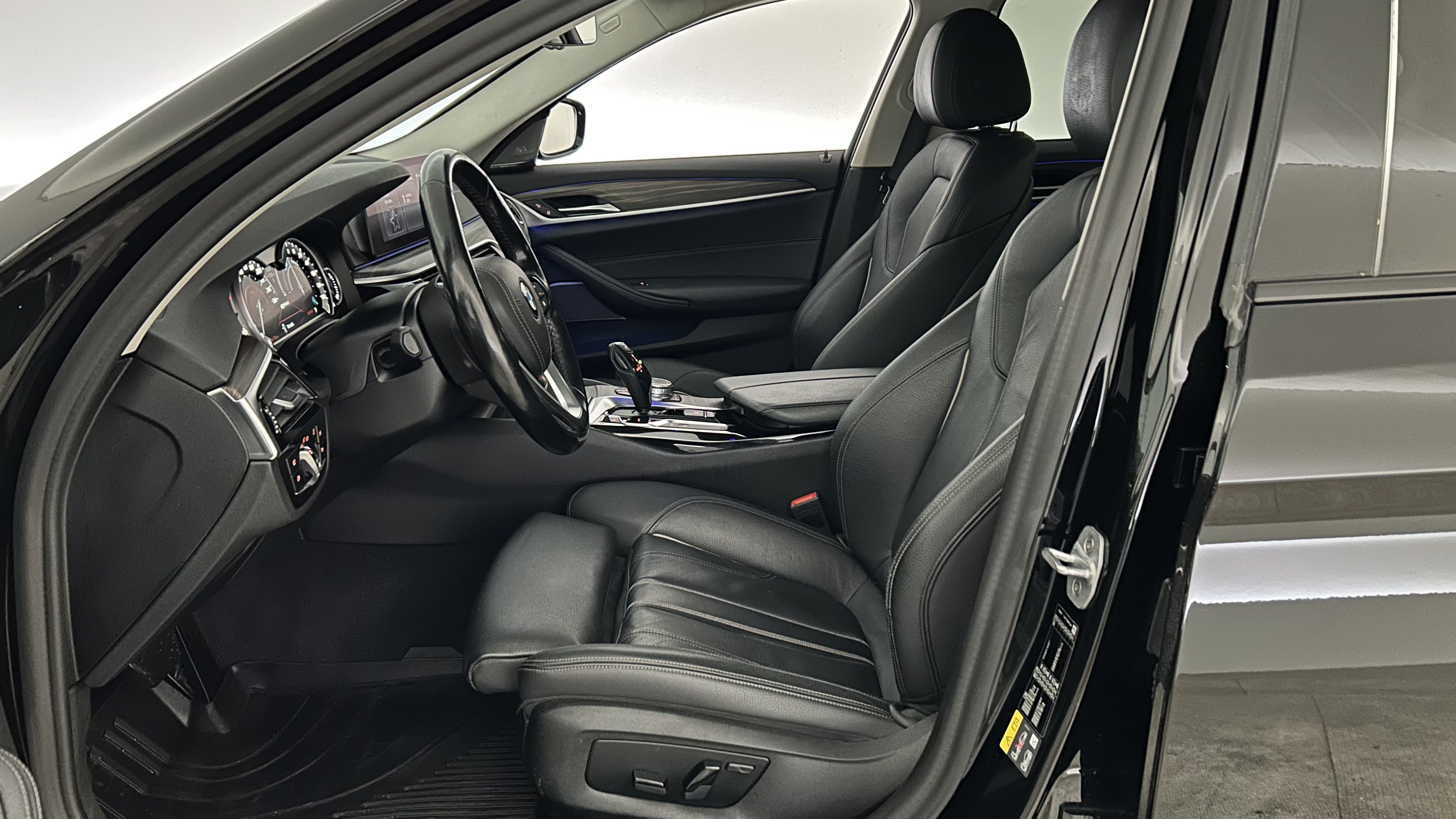 BMW 530 2019