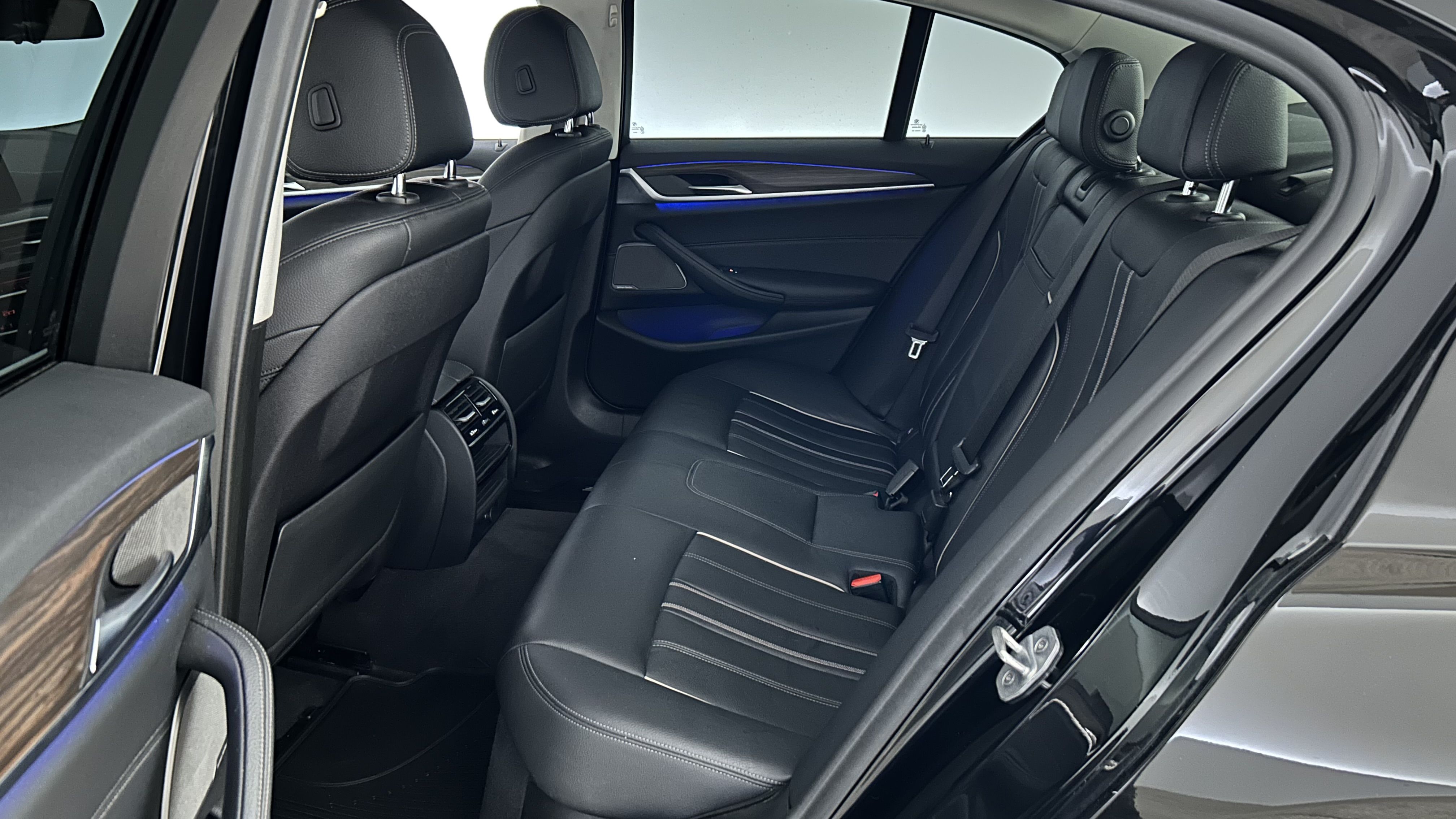 BMW 530 2019