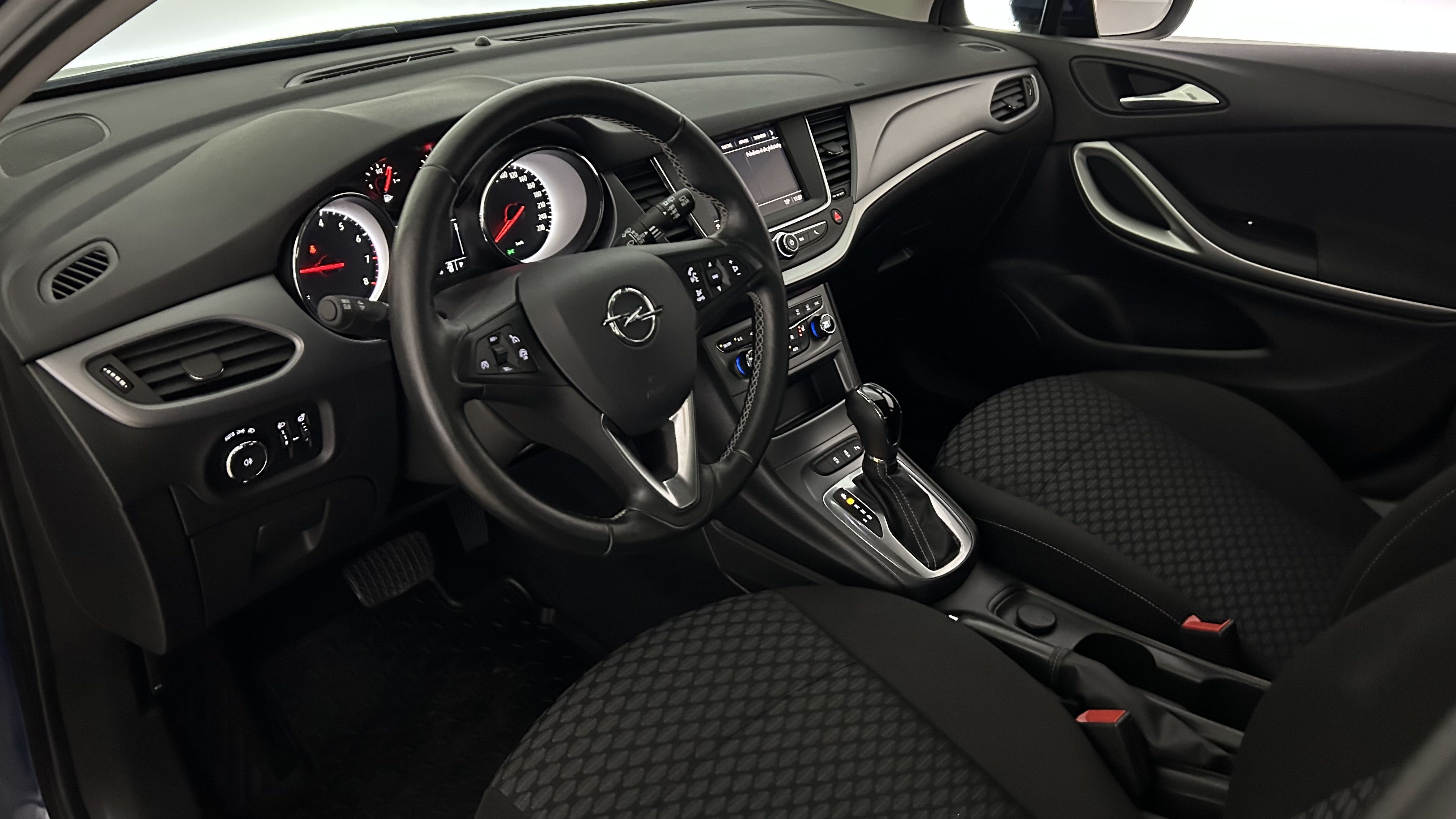Opel Astra 2020