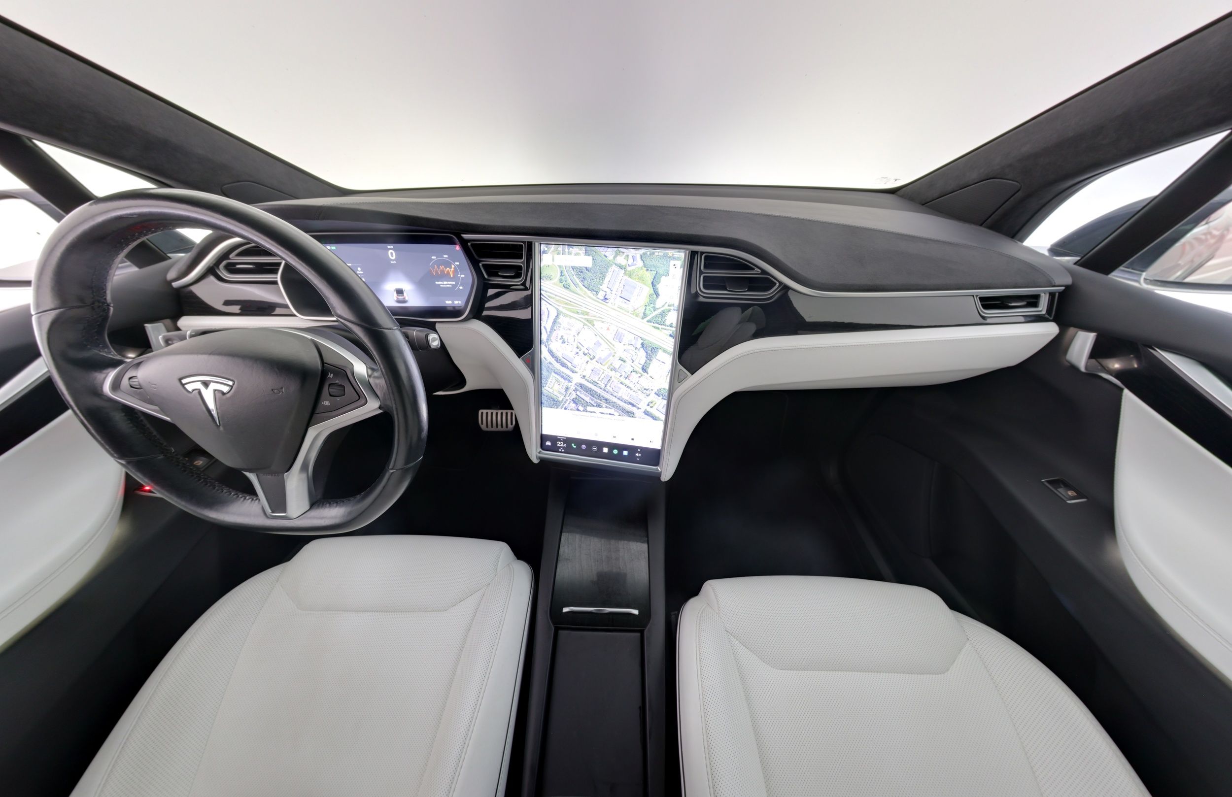 Tesla Model X 2016