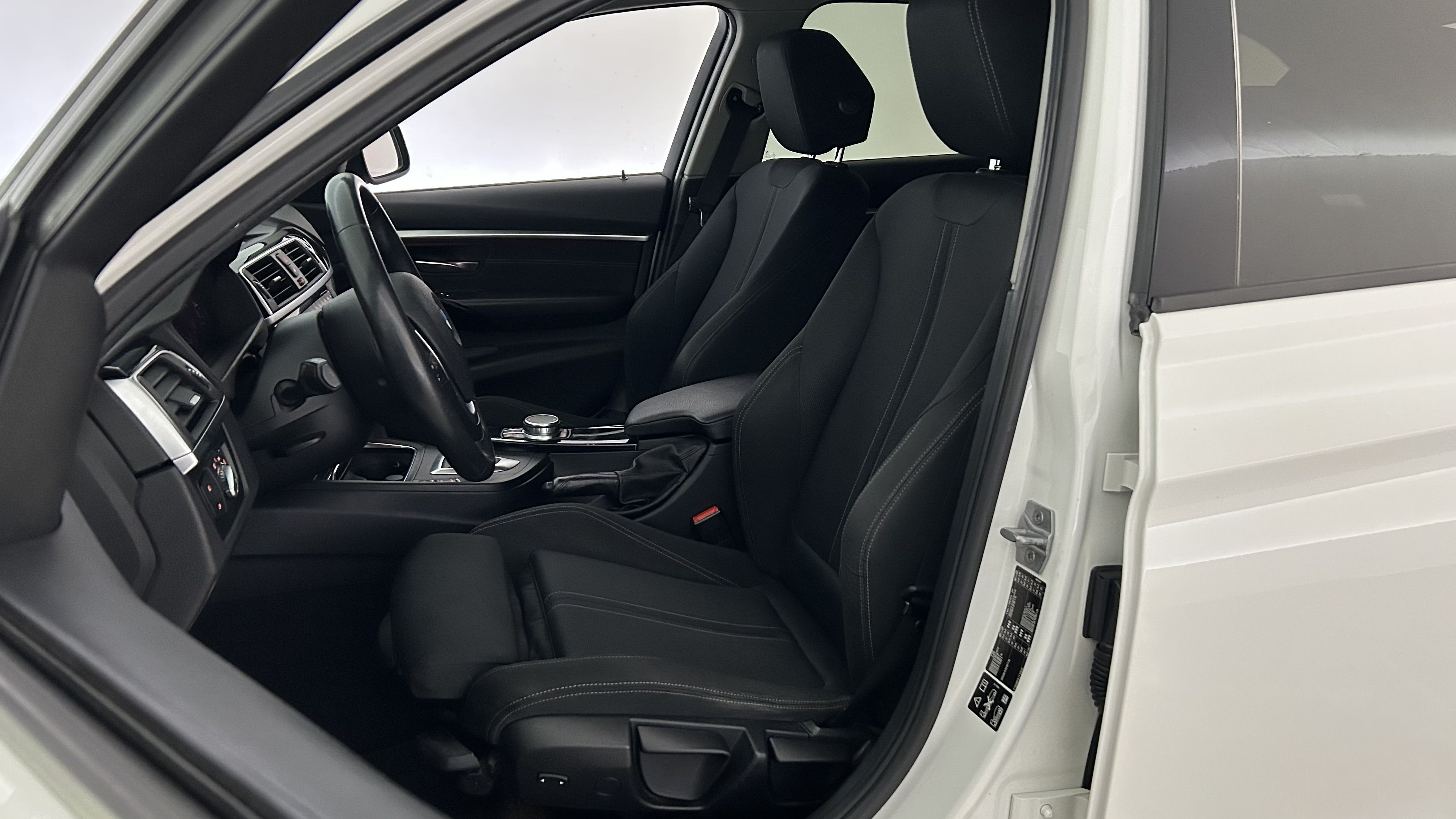 BMW 320 2018