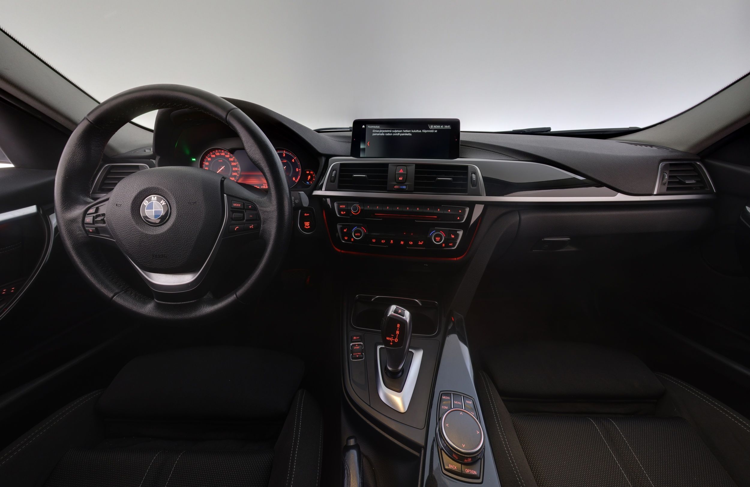 BMW 320 2018