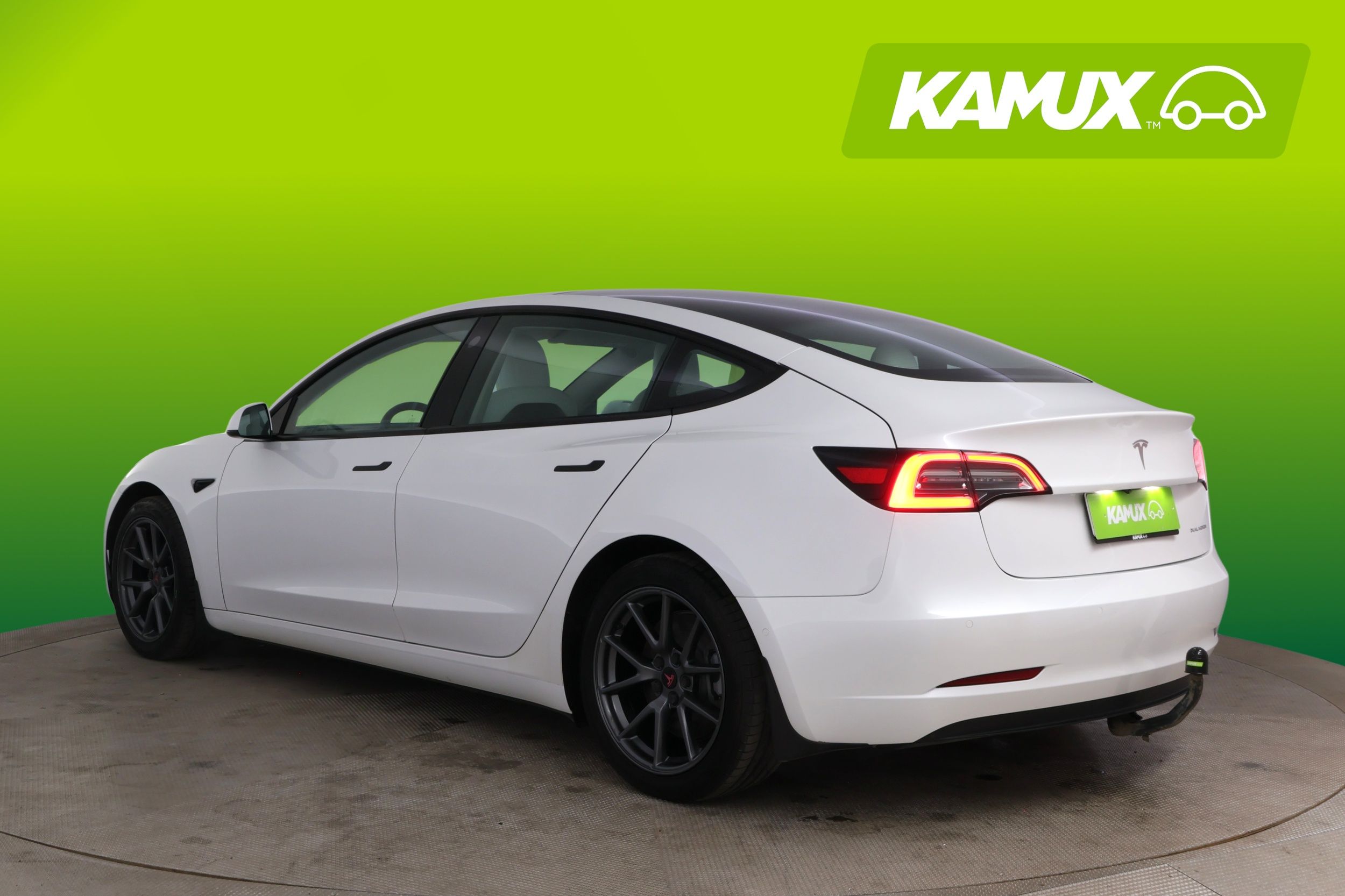 Tesla Model 3 2021