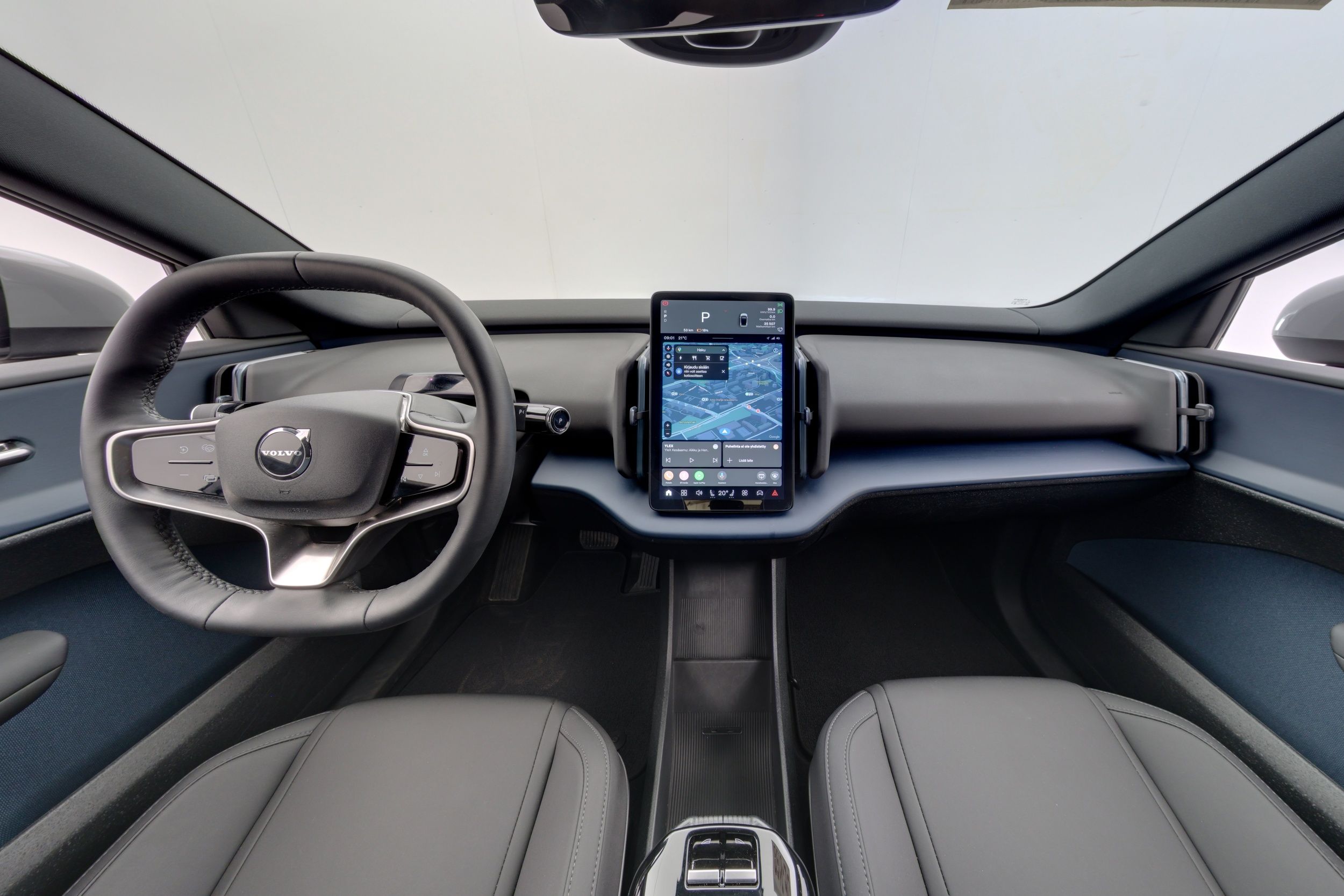 Volvo EX30 2024