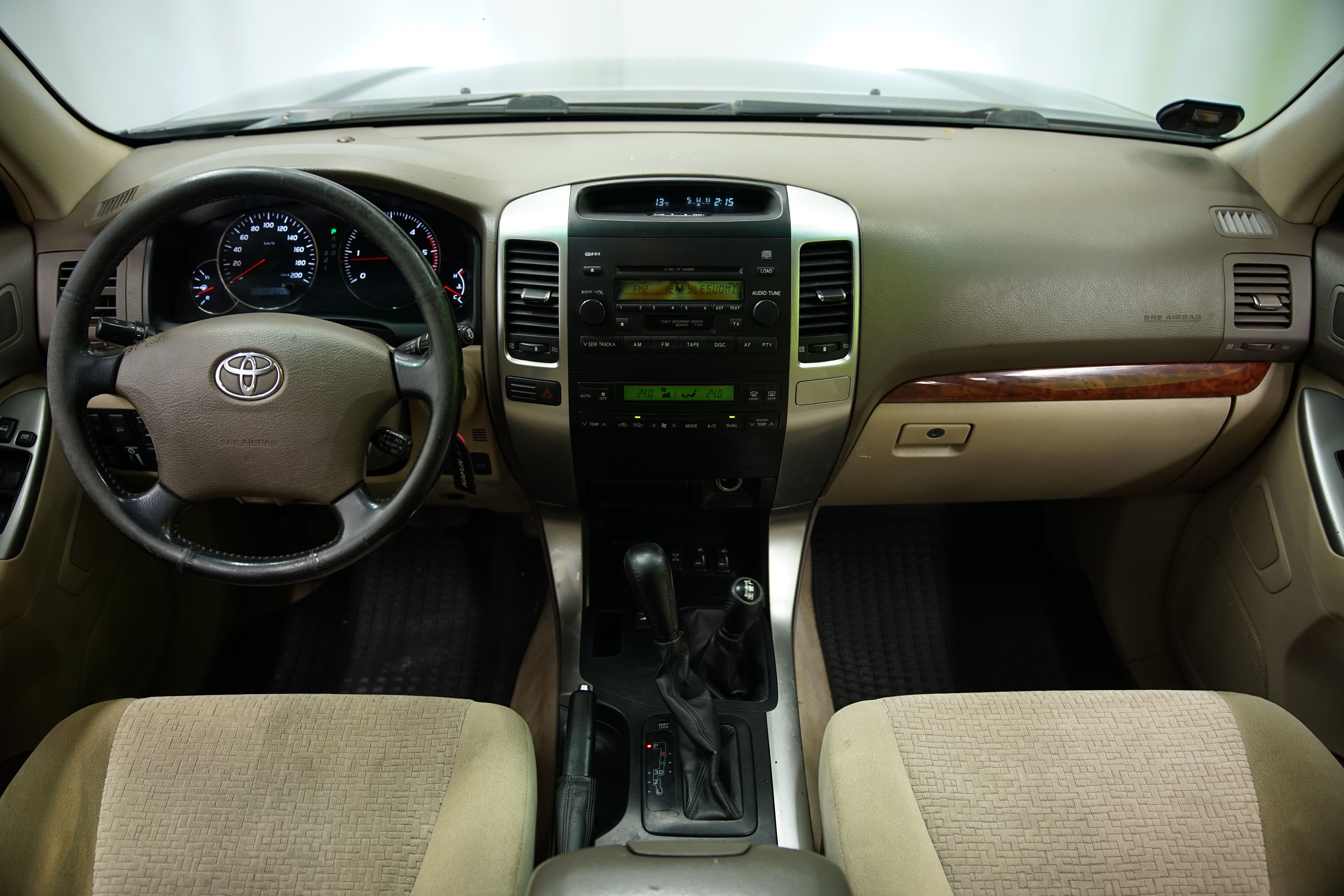 Toyota Land Cruiser 2004