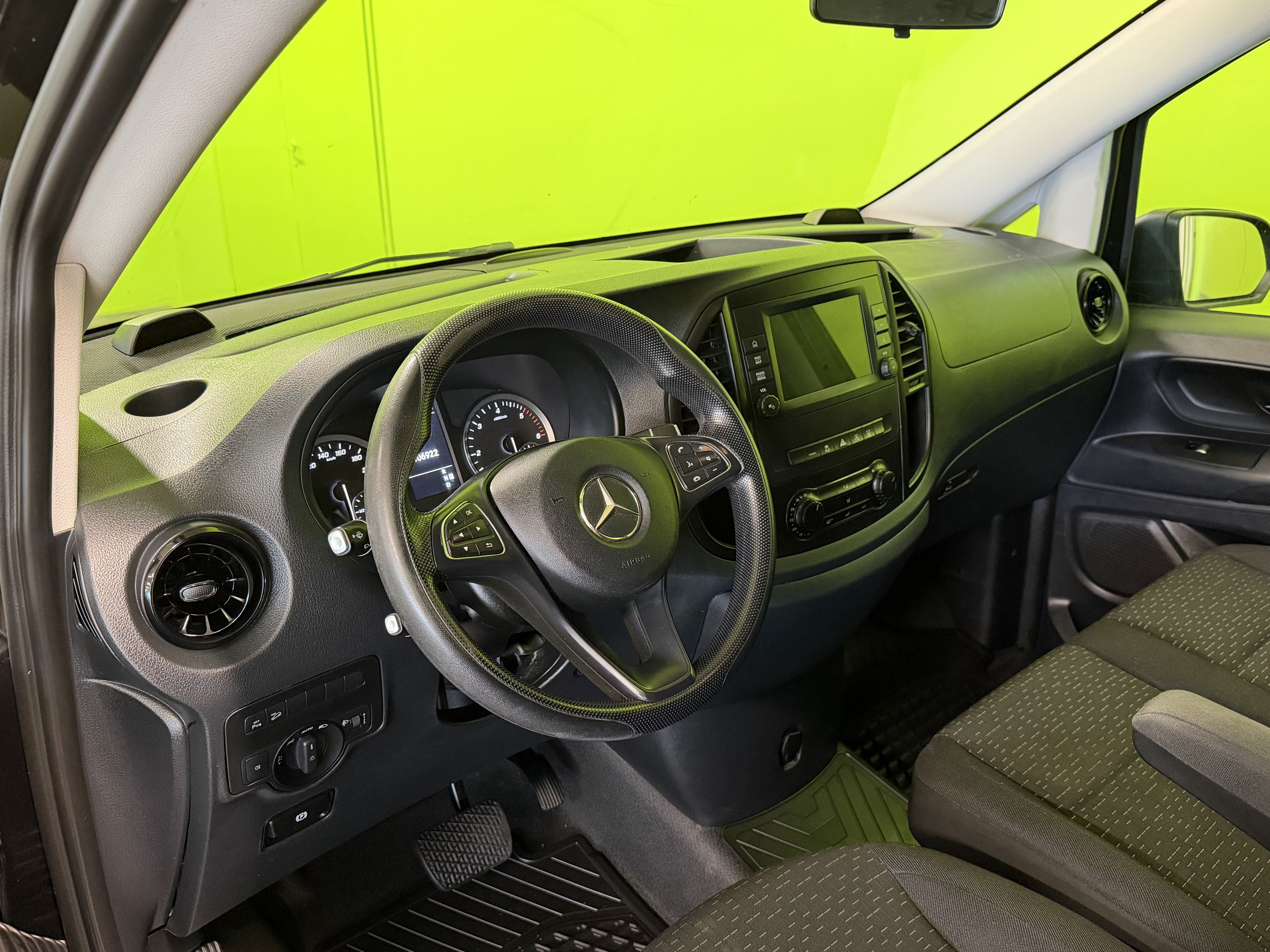 Mercedes-Benz Vito 2021