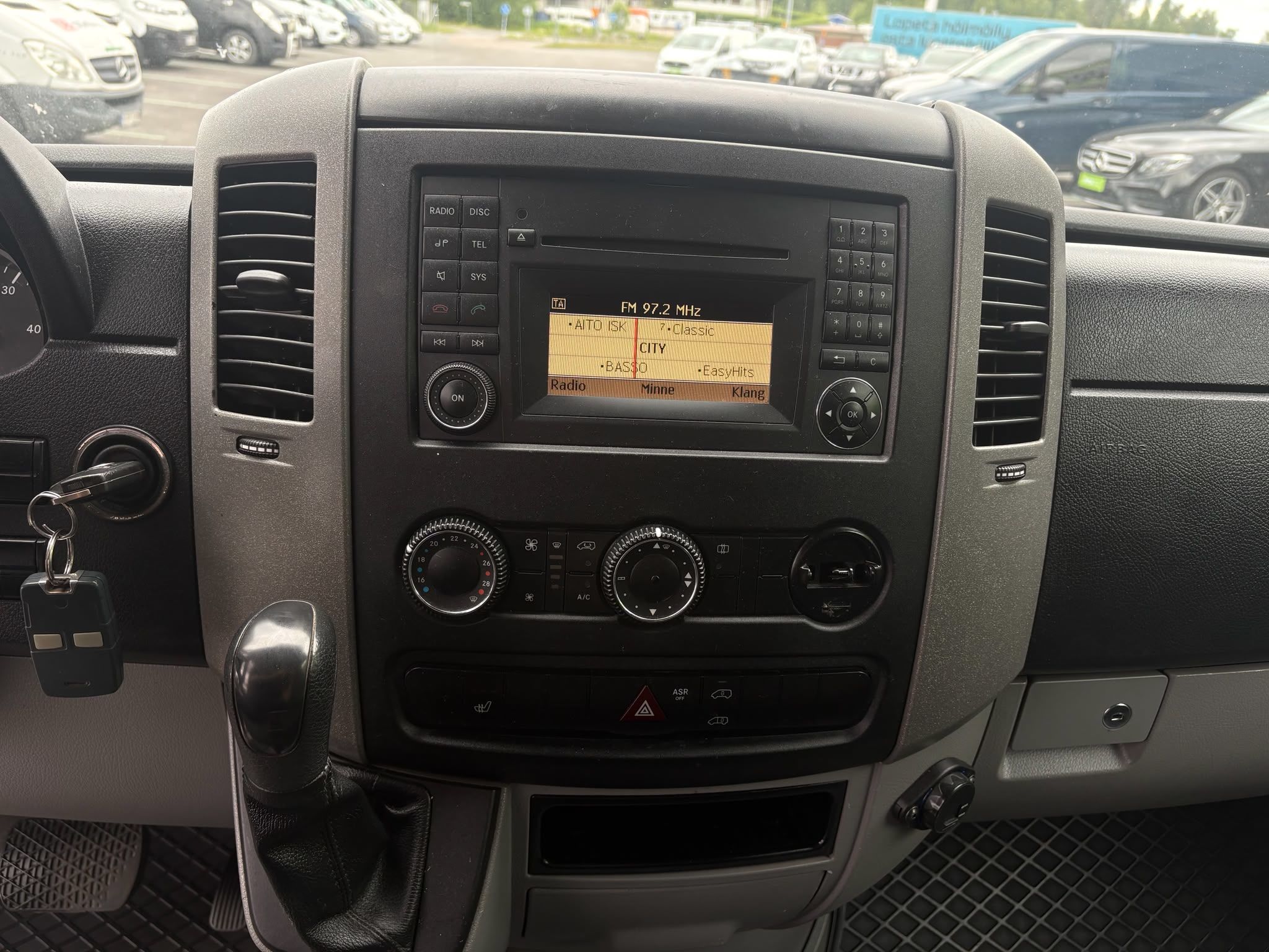 Mercedes-Benz Sprinter 2011
