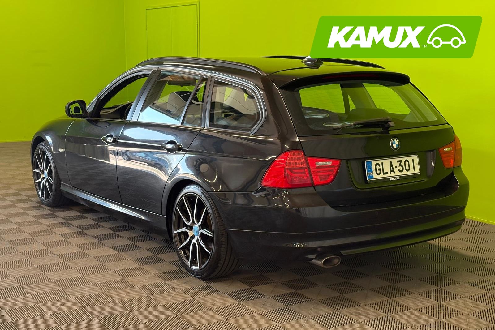 BMW 320 2011