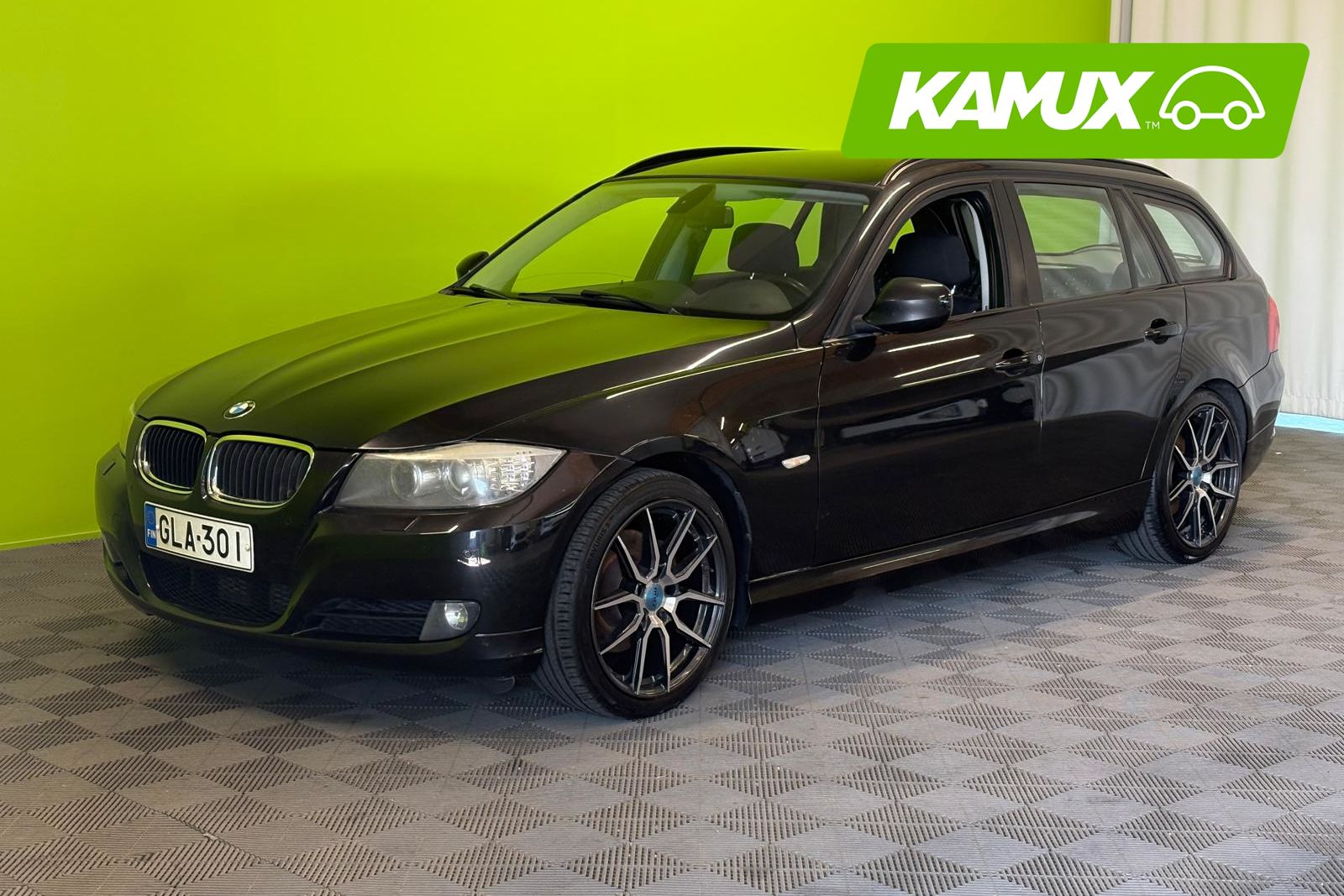 BMW 320 2011