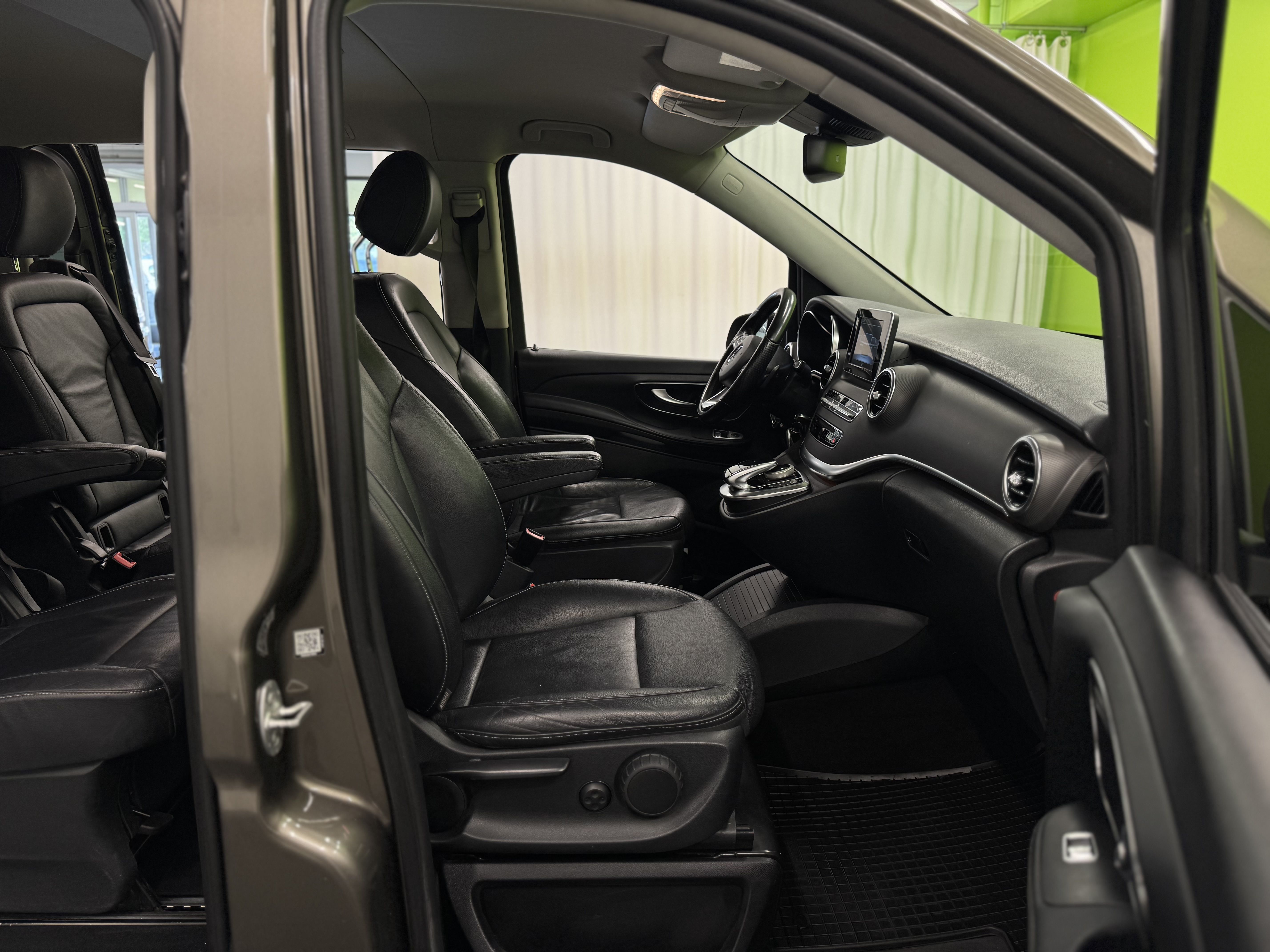 Mercedes-Benz V 2015