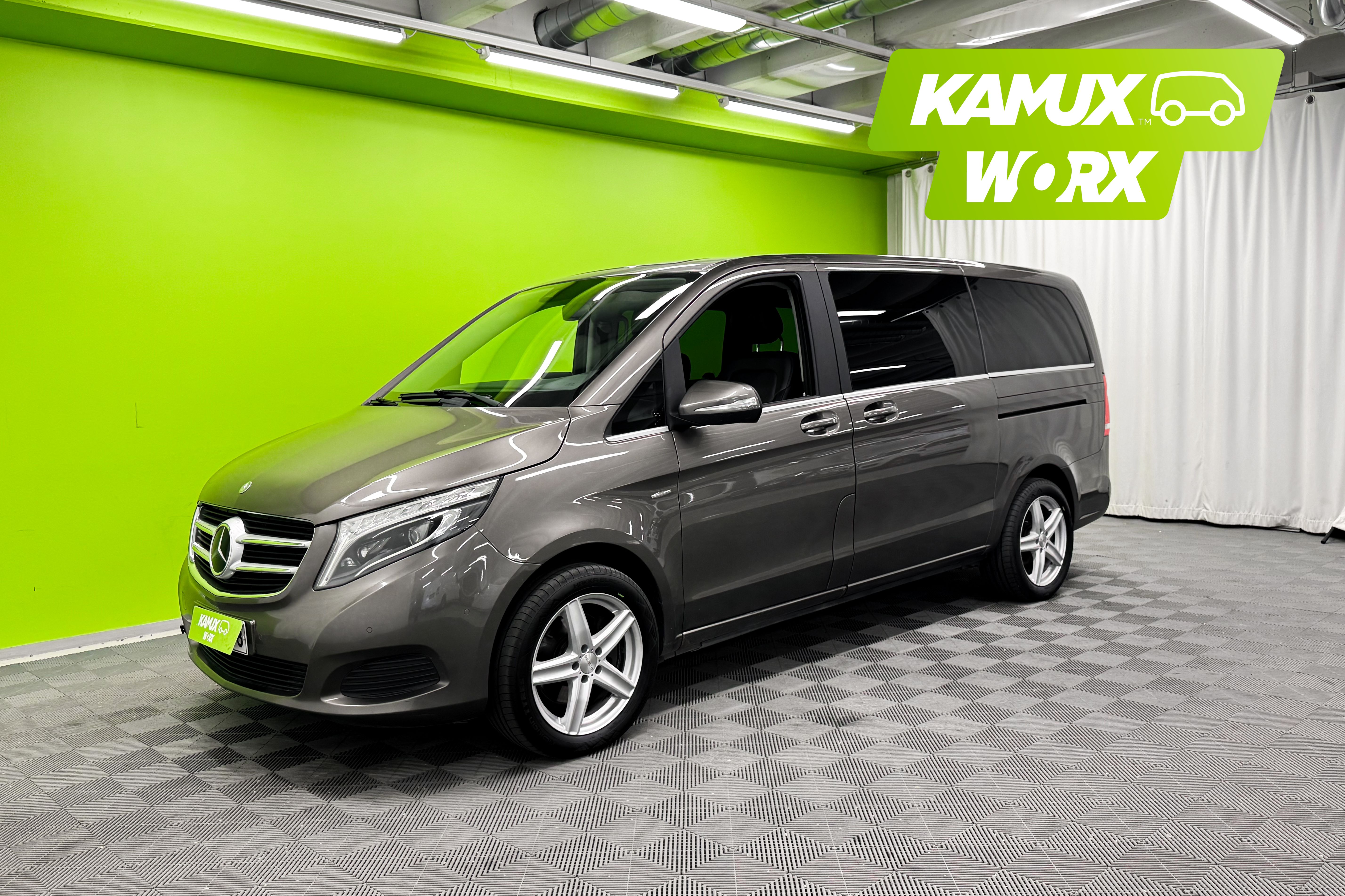 Mercedes-Benz V 2015