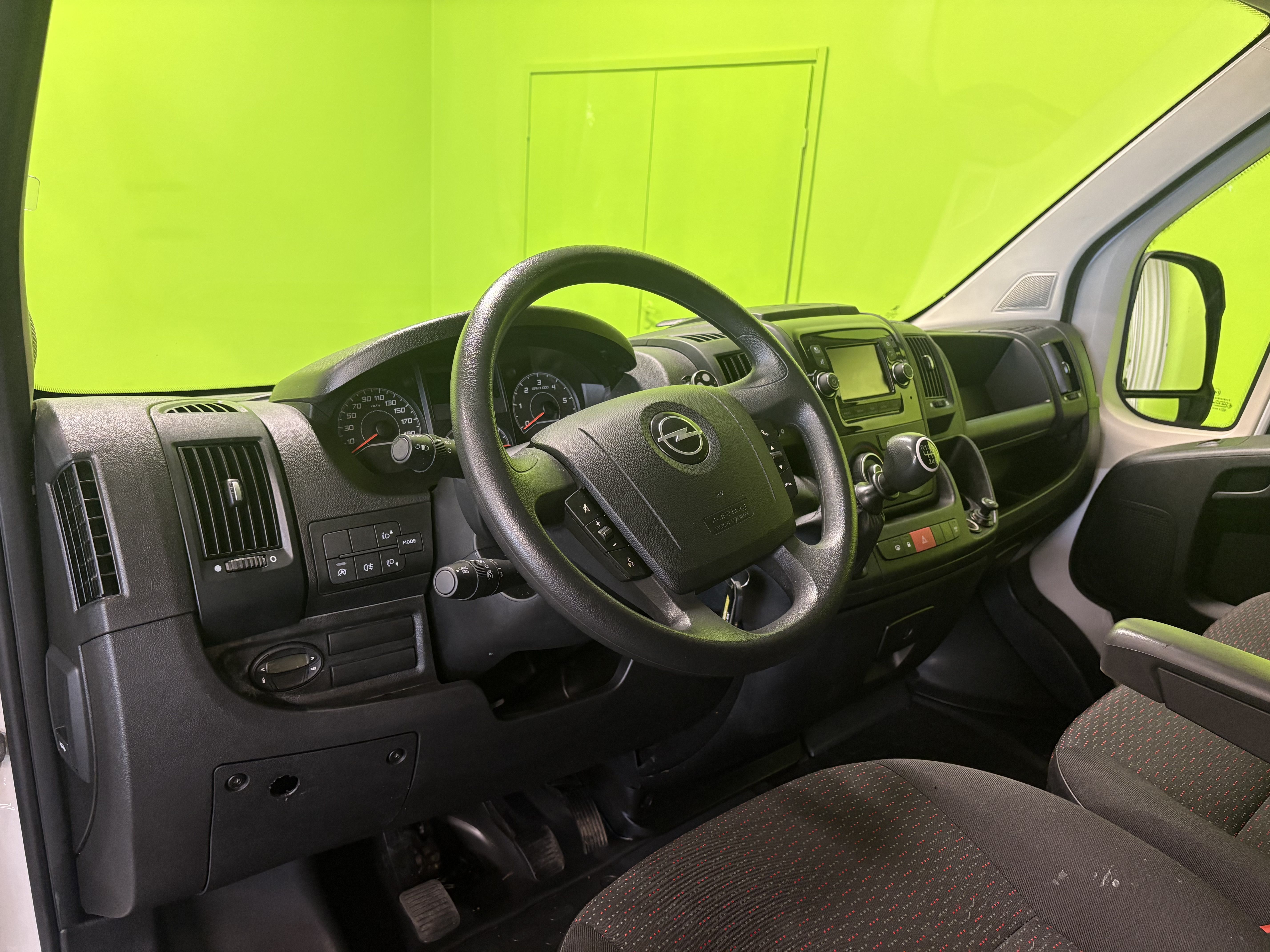 Opel Movano 2023