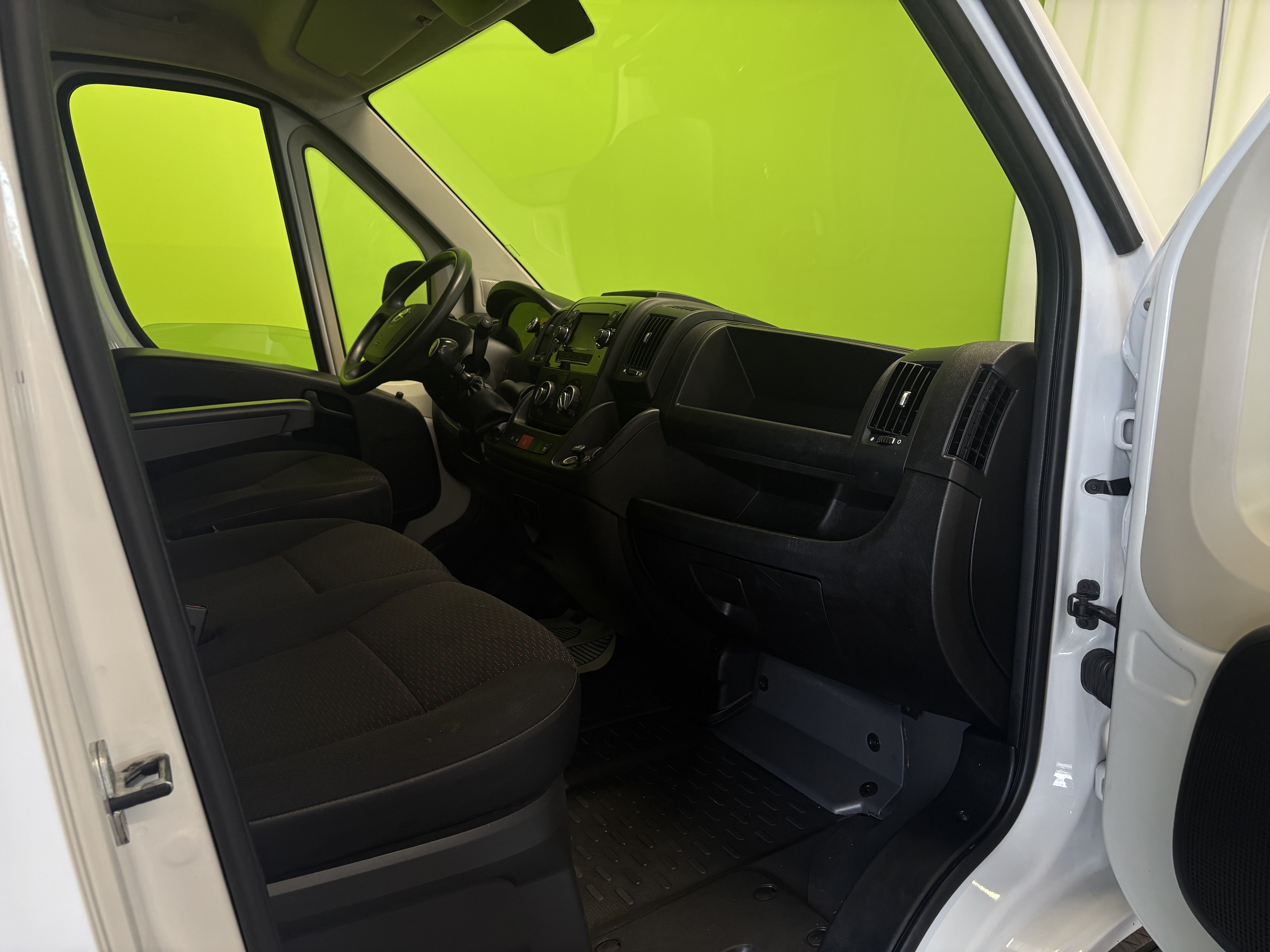 Opel Movano 2023