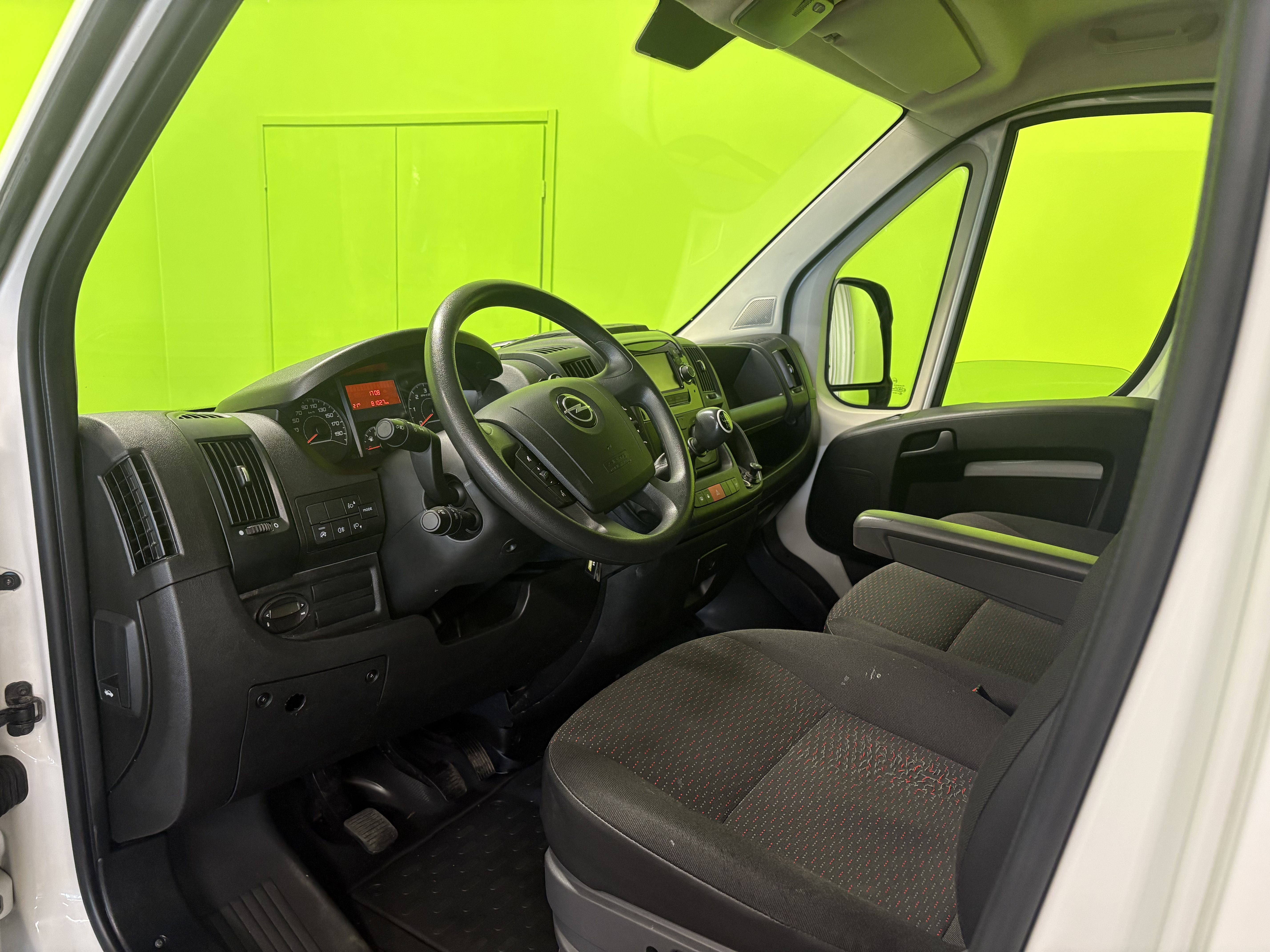 Opel Movano 2023