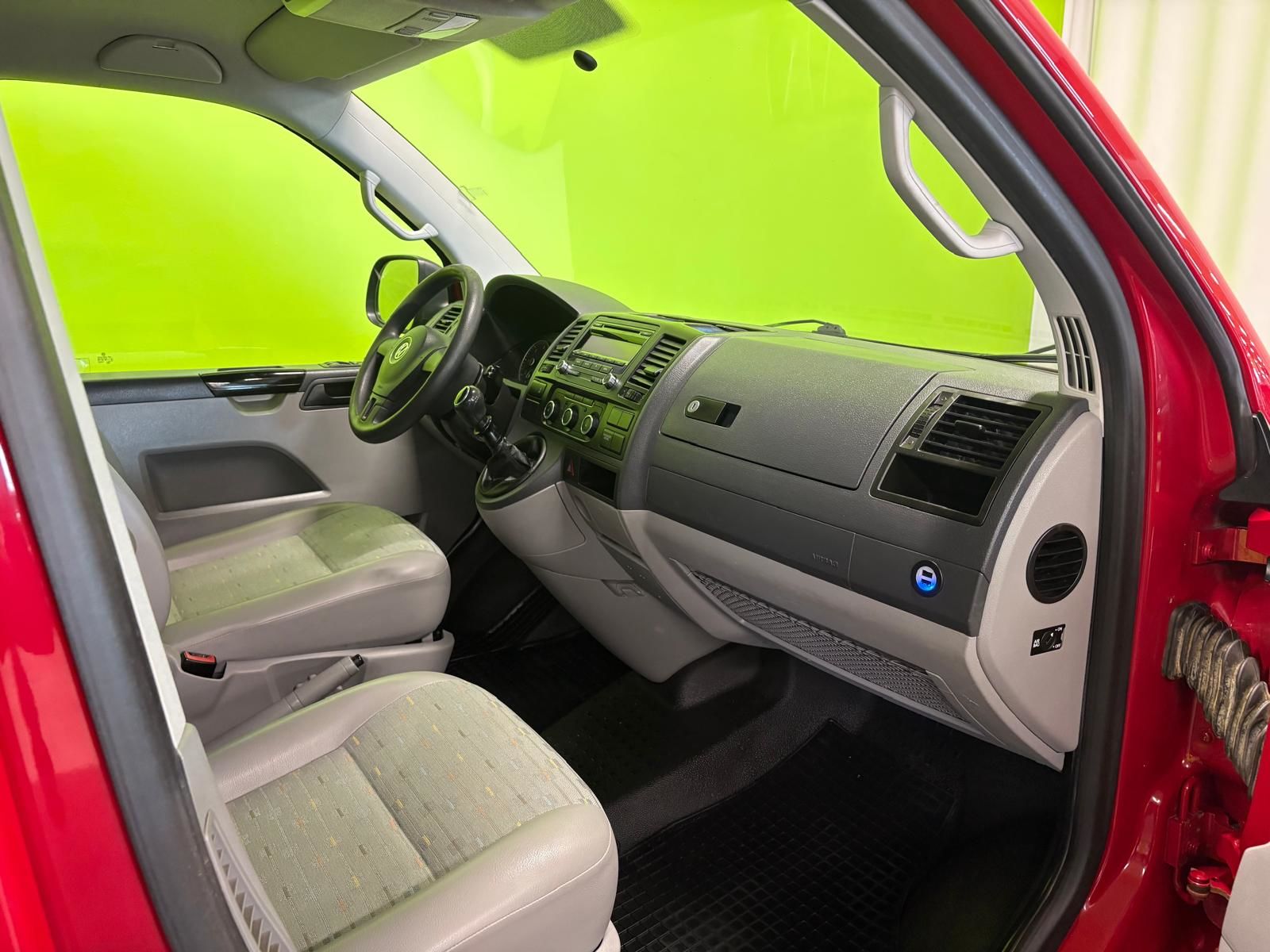 Volkswagen Transporter 2011