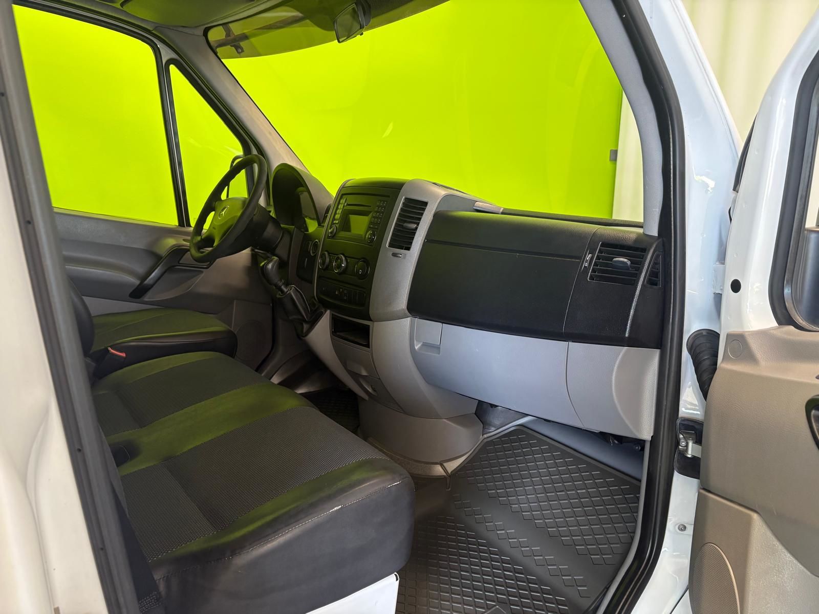Mercedes-Benz Sprinter 2010