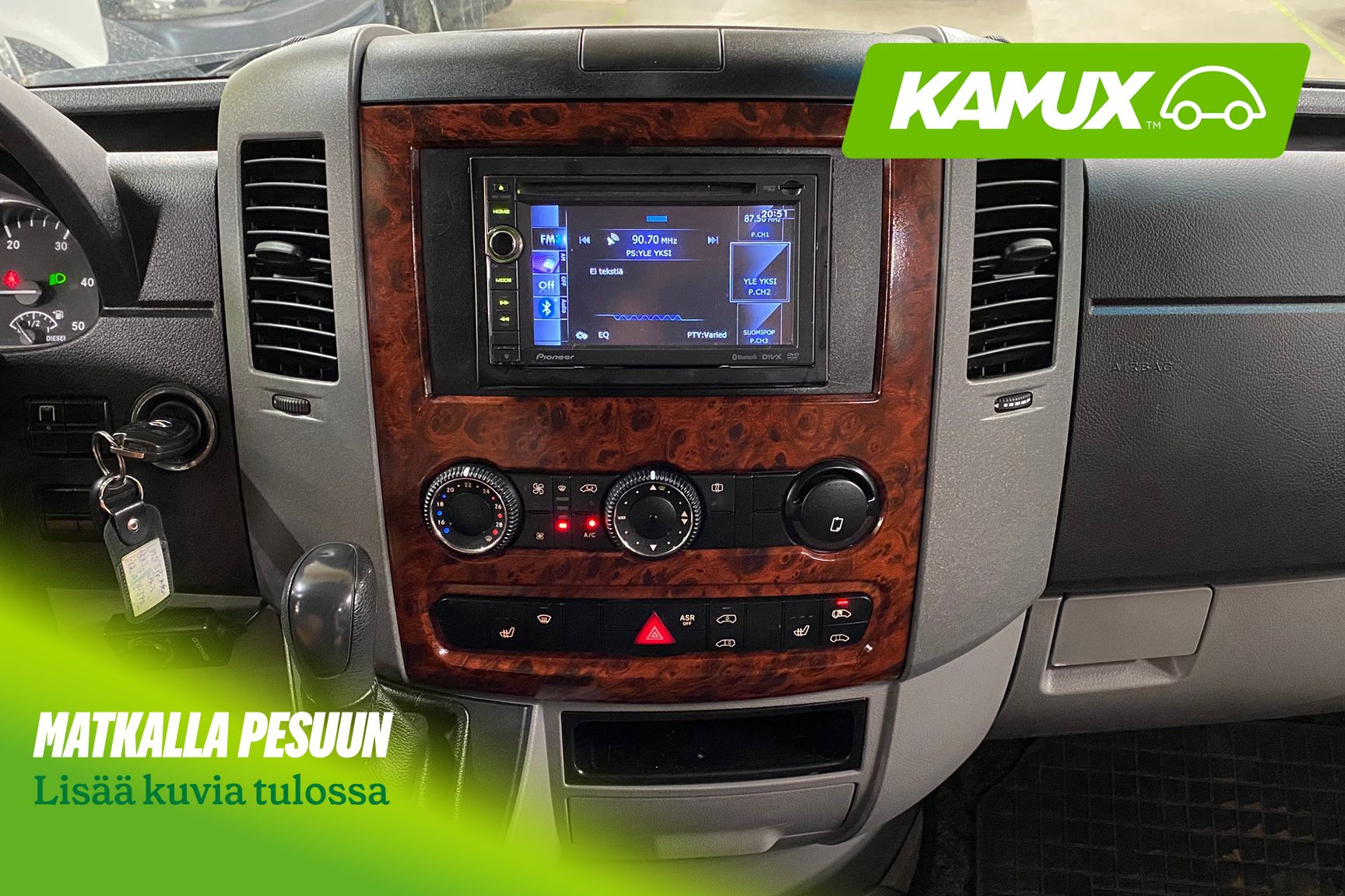 Mercedes-Benz Sprinter 2012