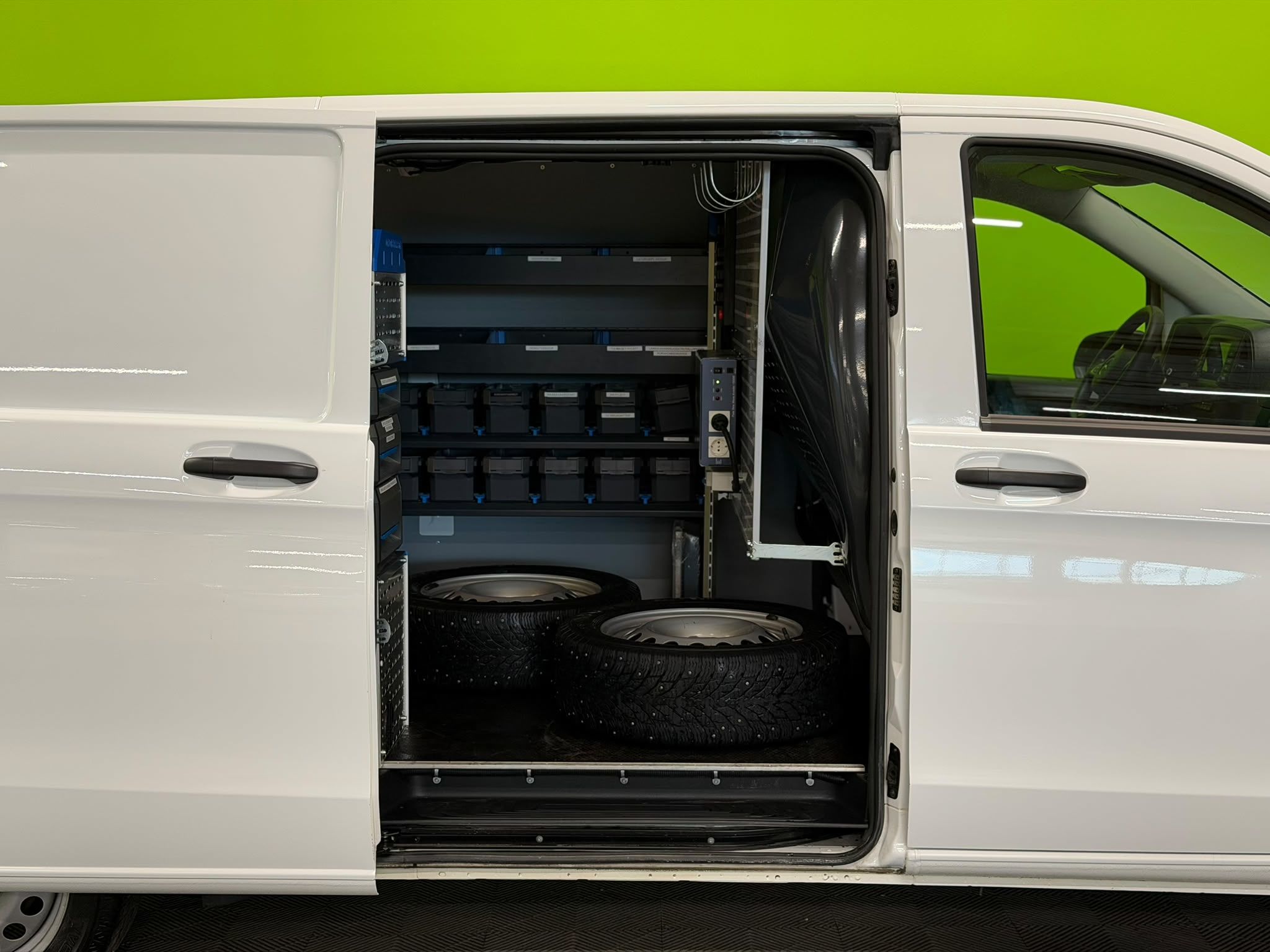 Mercedes-Benz Vito 2023