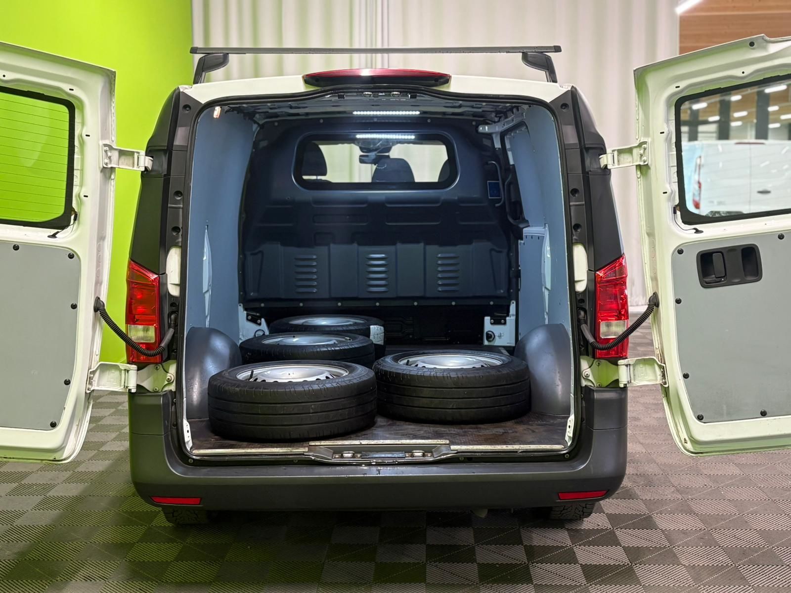 Mercedes-Benz Vito 2021