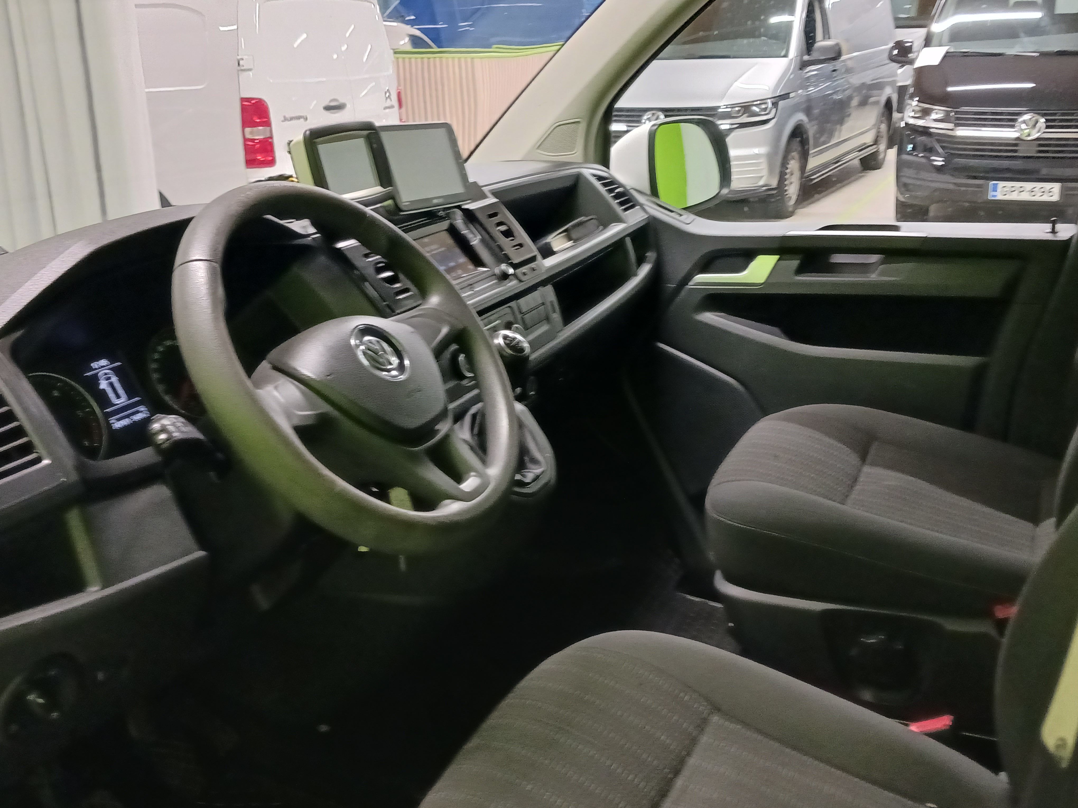 Volkswagen Caravelle 2017