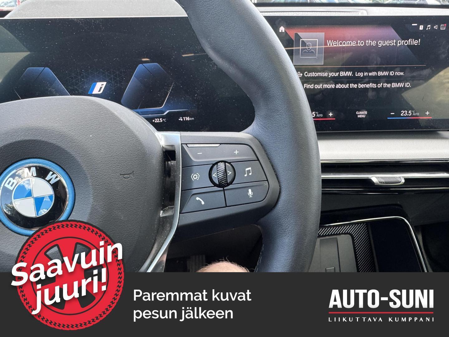 BMW iX1 2023