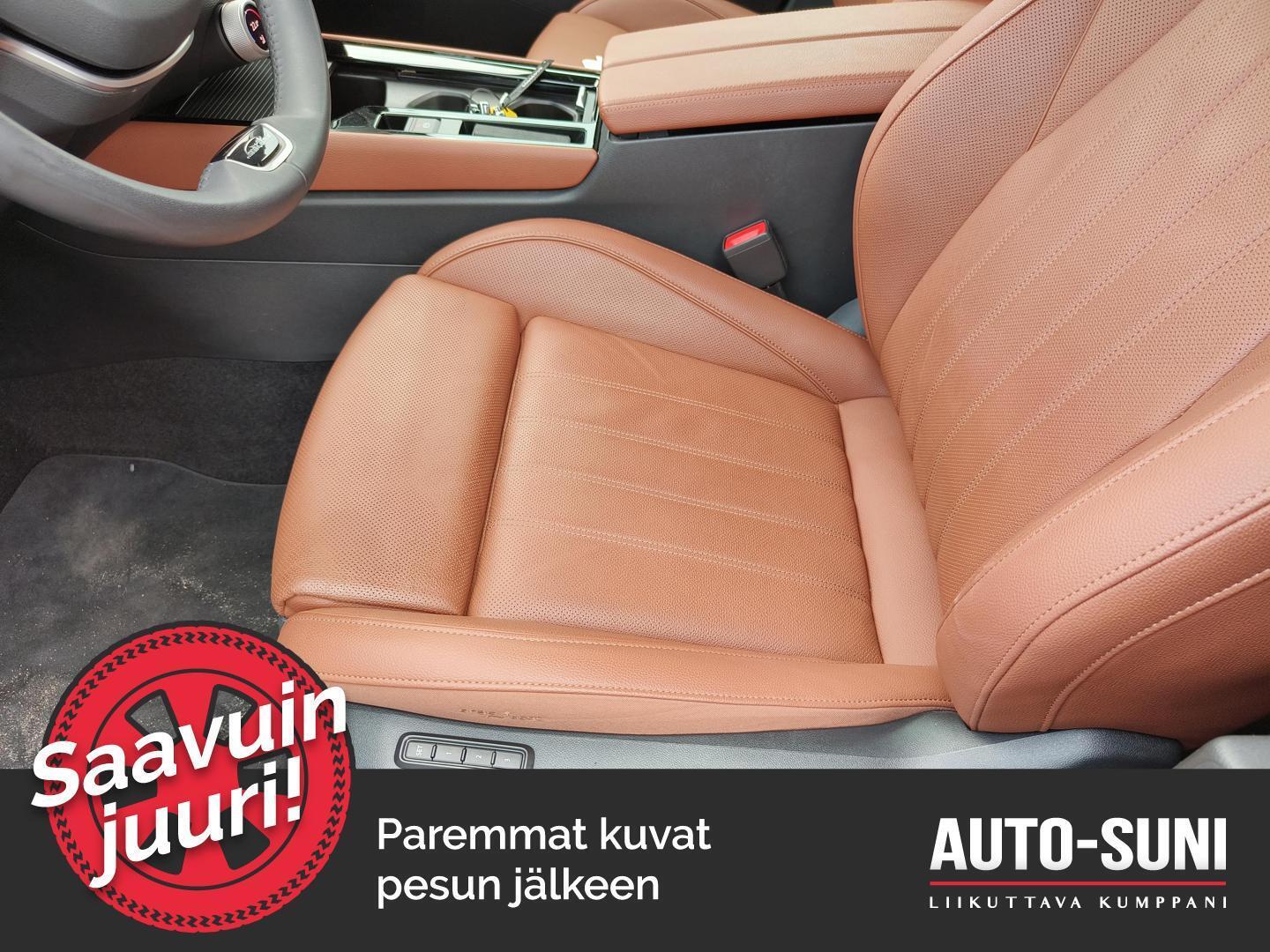 SKODA Superb 2025