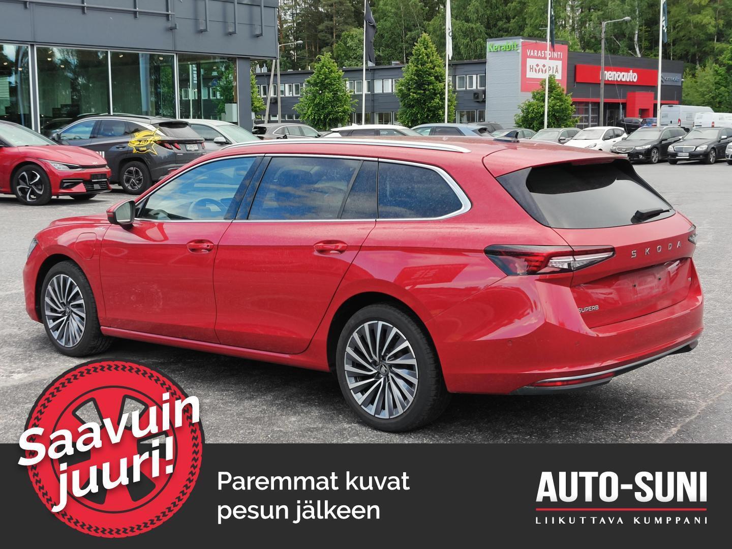 SKODA Superb 2025