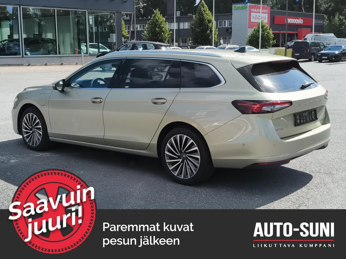SKODA Superb 2025
