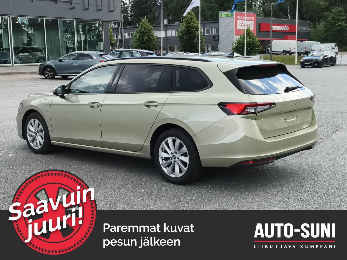SKODA Superb 2025
