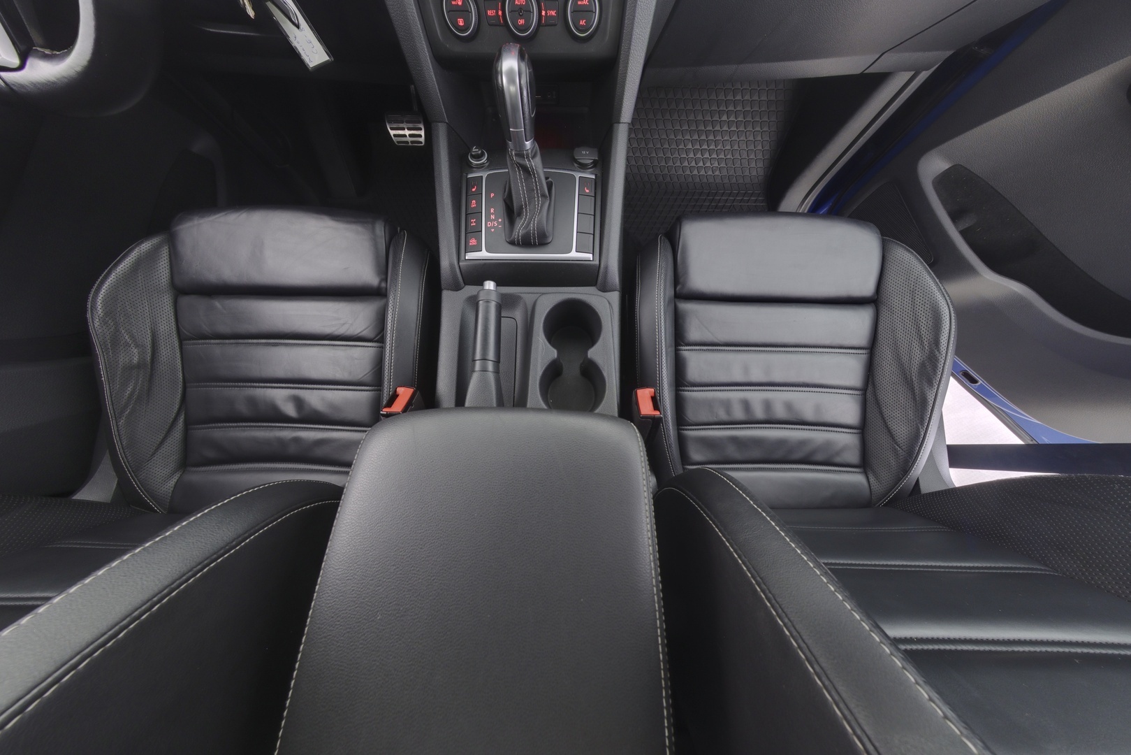 VOLKSWAGEN Amarok 2018