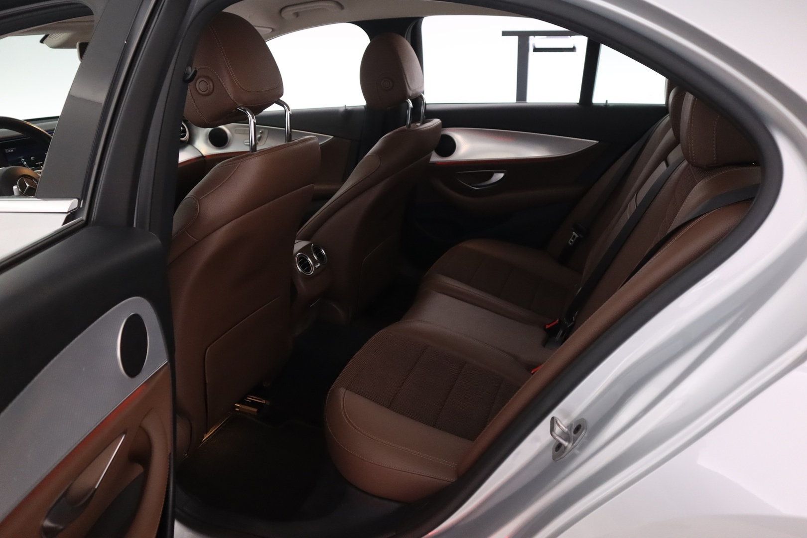 MERCEDES-BENZ E 2019