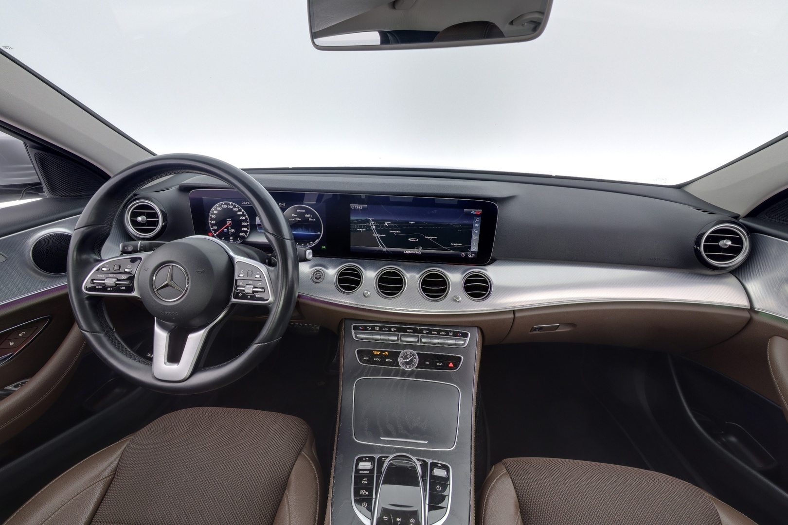 MERCEDES-BENZ E 2019