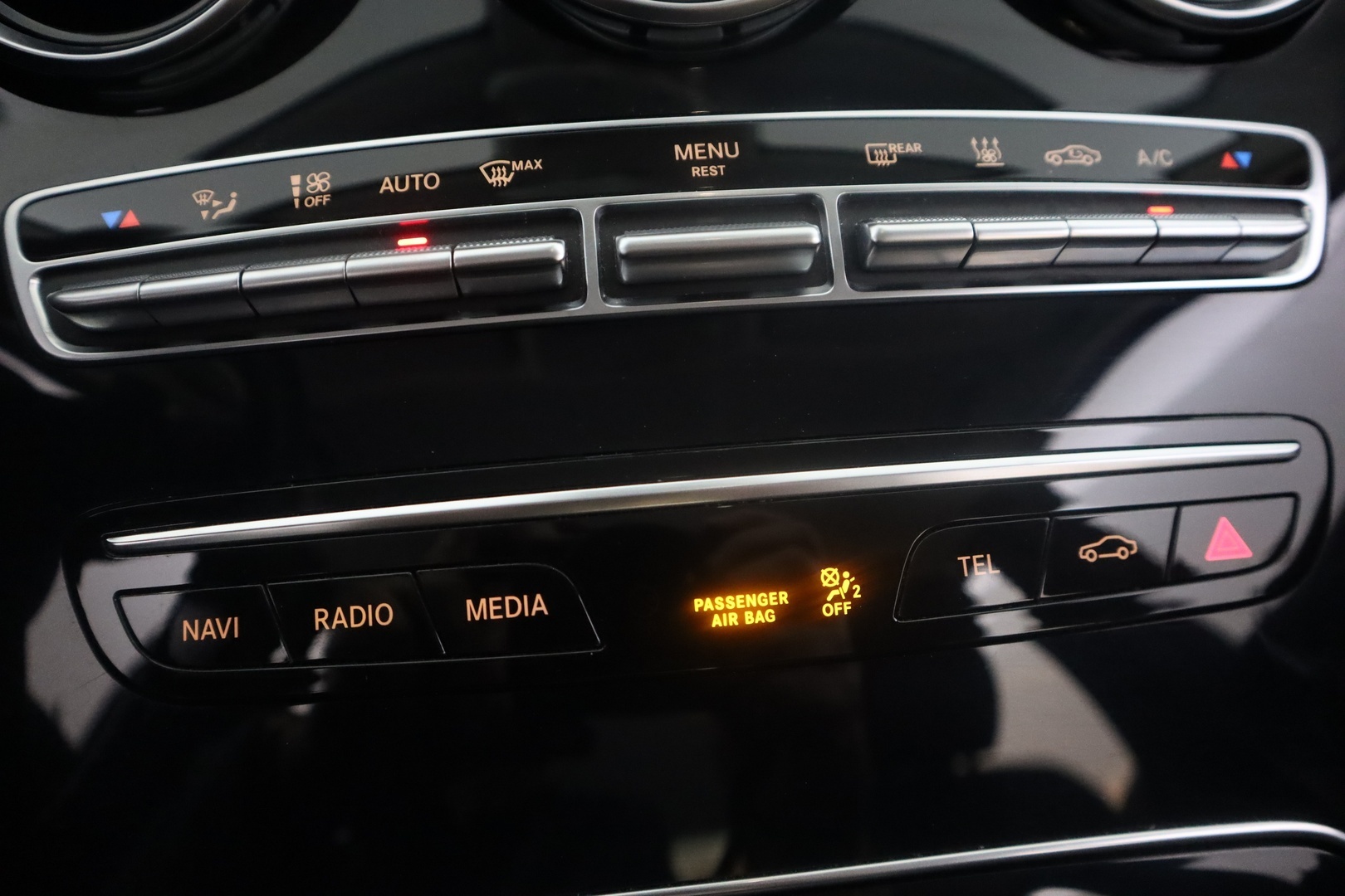 MERCEDES-BENZ C 2020