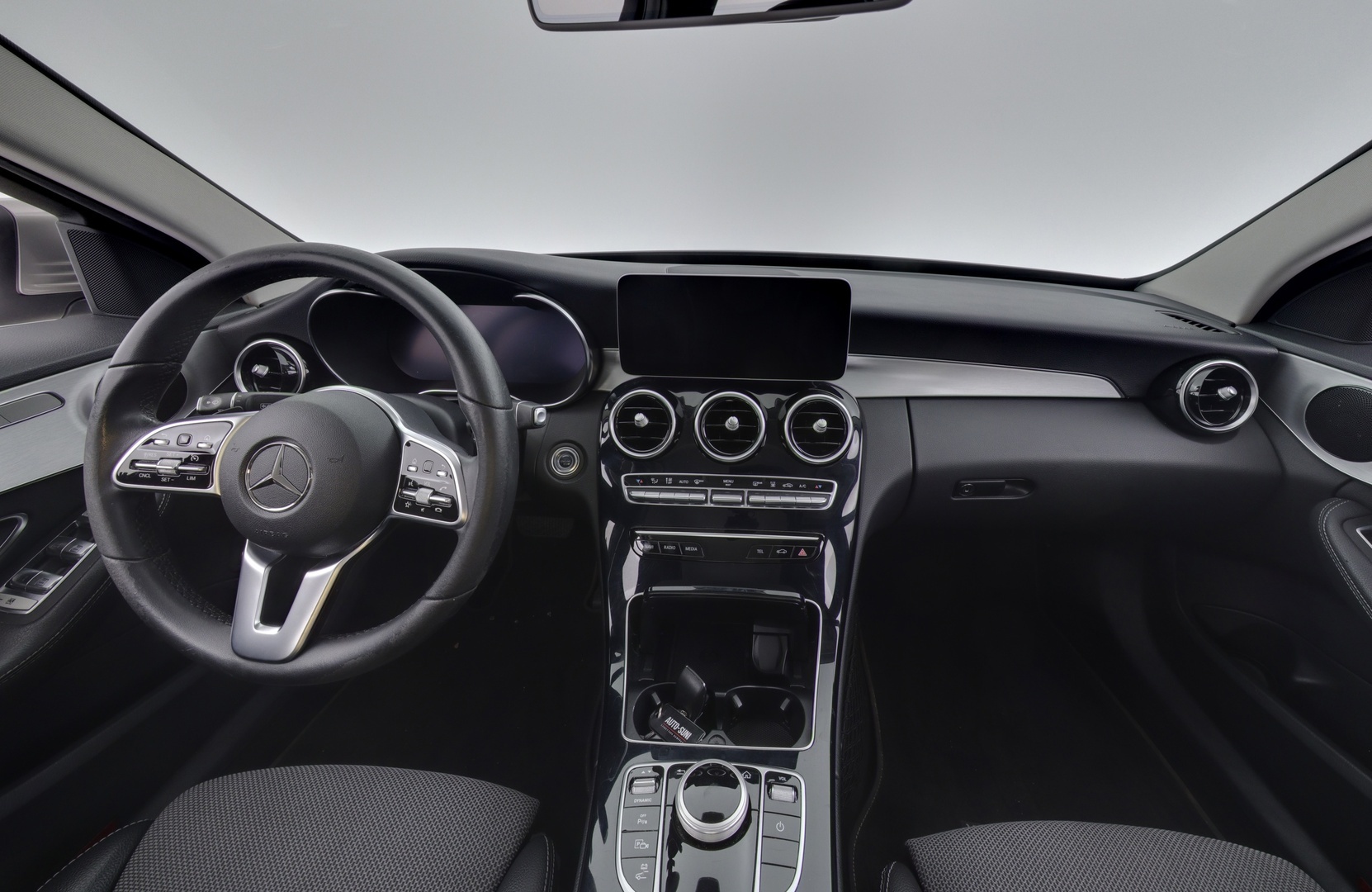 MERCEDES-BENZ C 2020