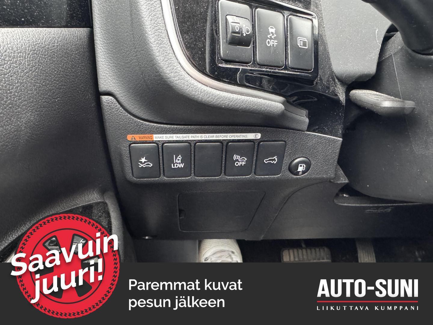 MITSUBISHI Outlander PHEV 2020
