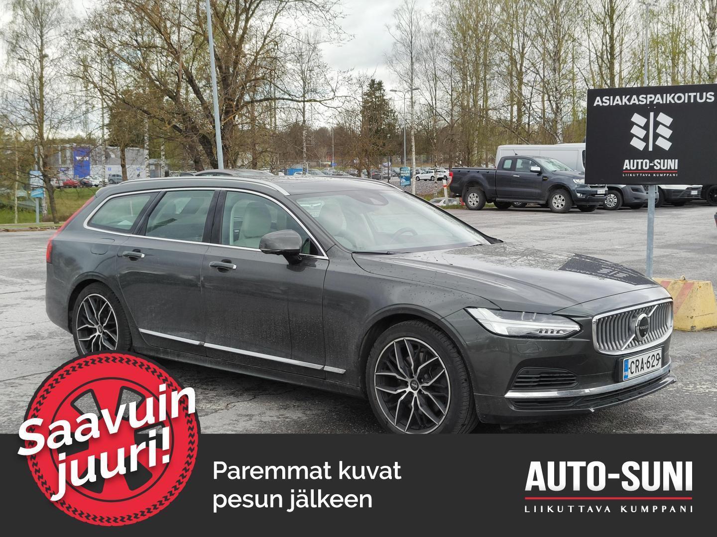 VOLVO V90 2021