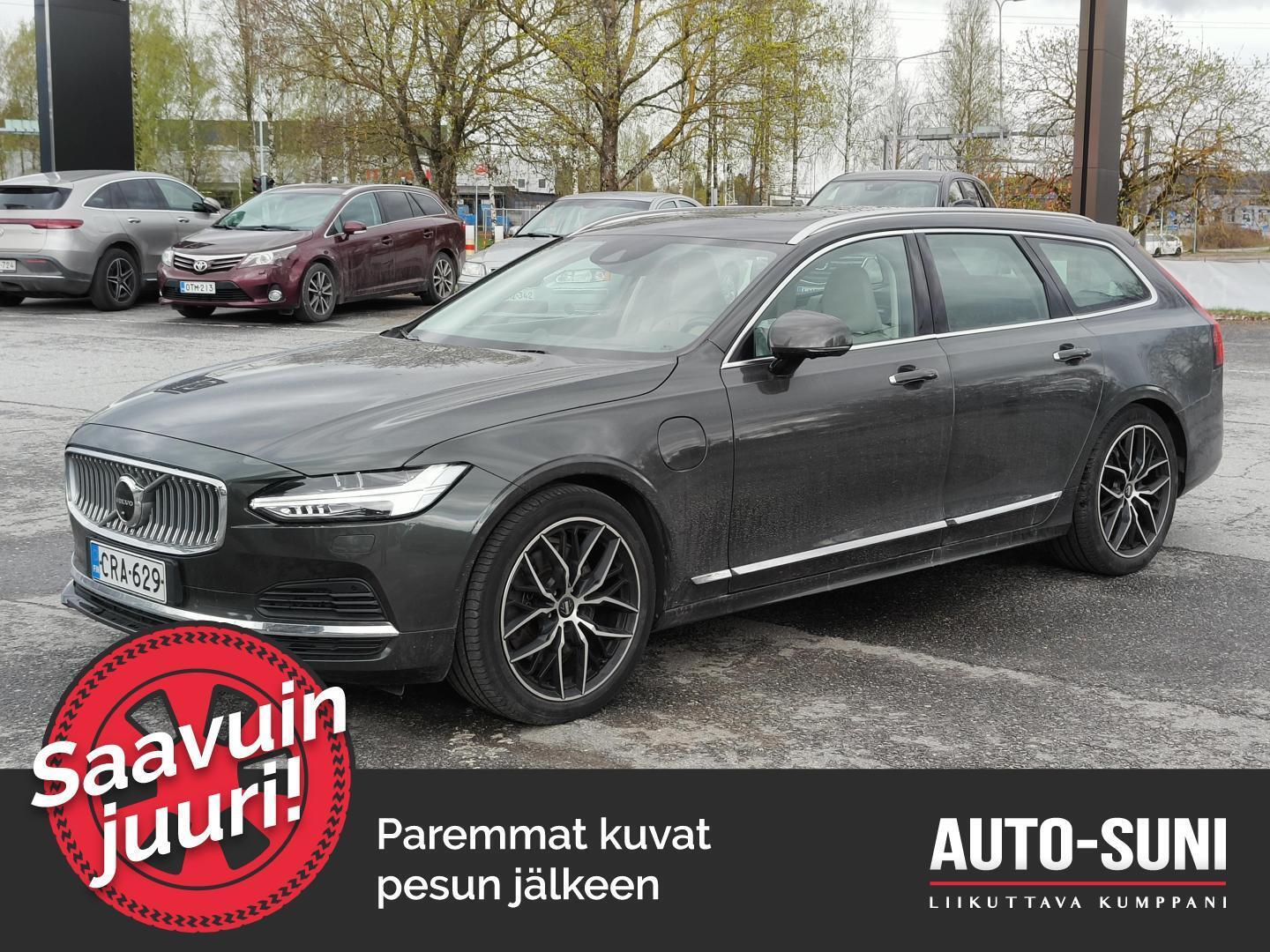 VOLVO V90 2021
